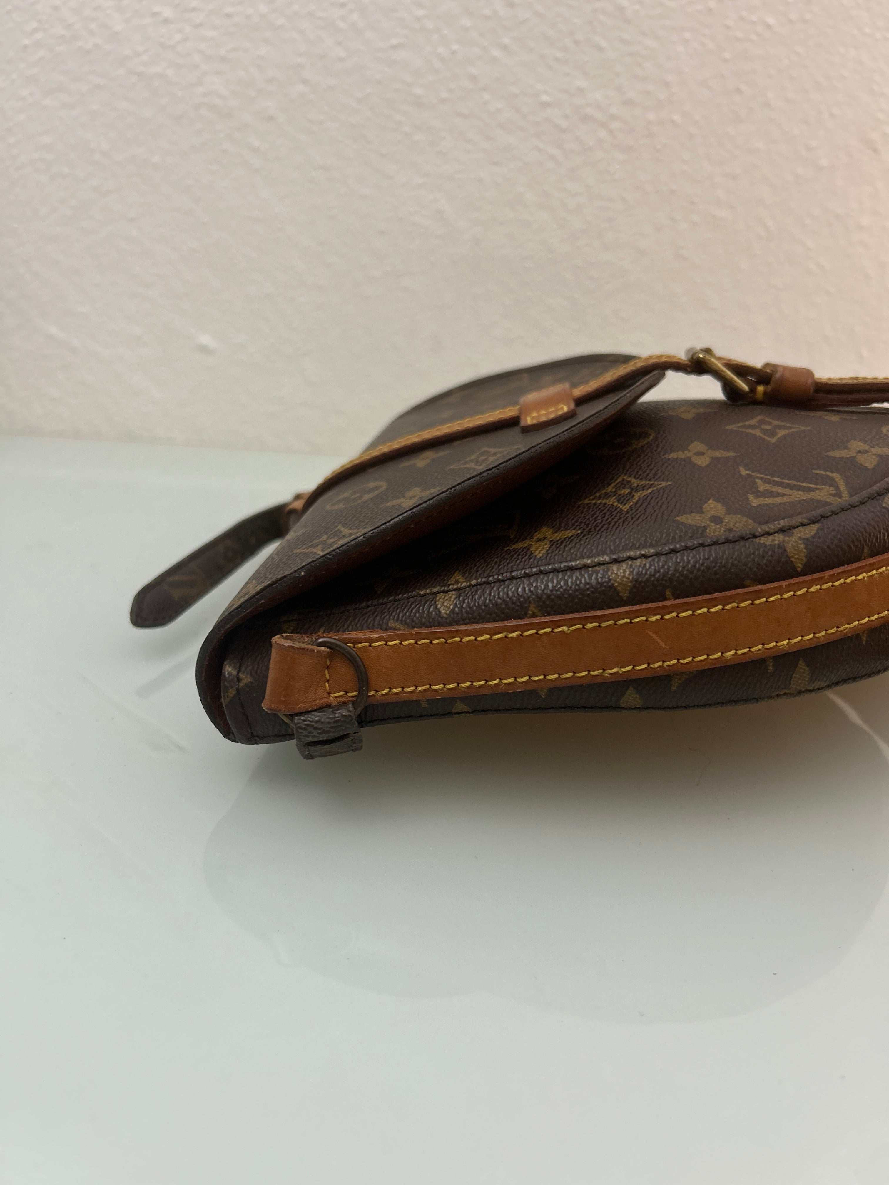Louis Vuitton Chantilly