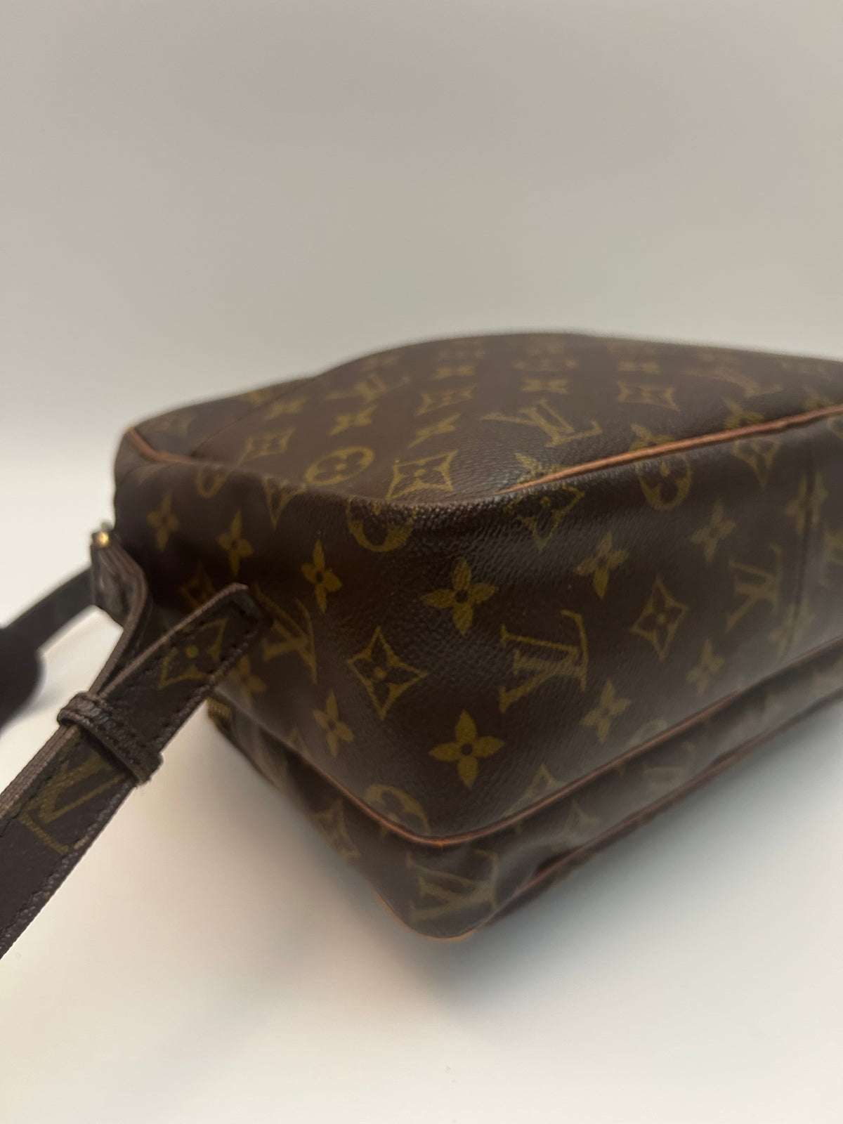Louis Vuitton Nile