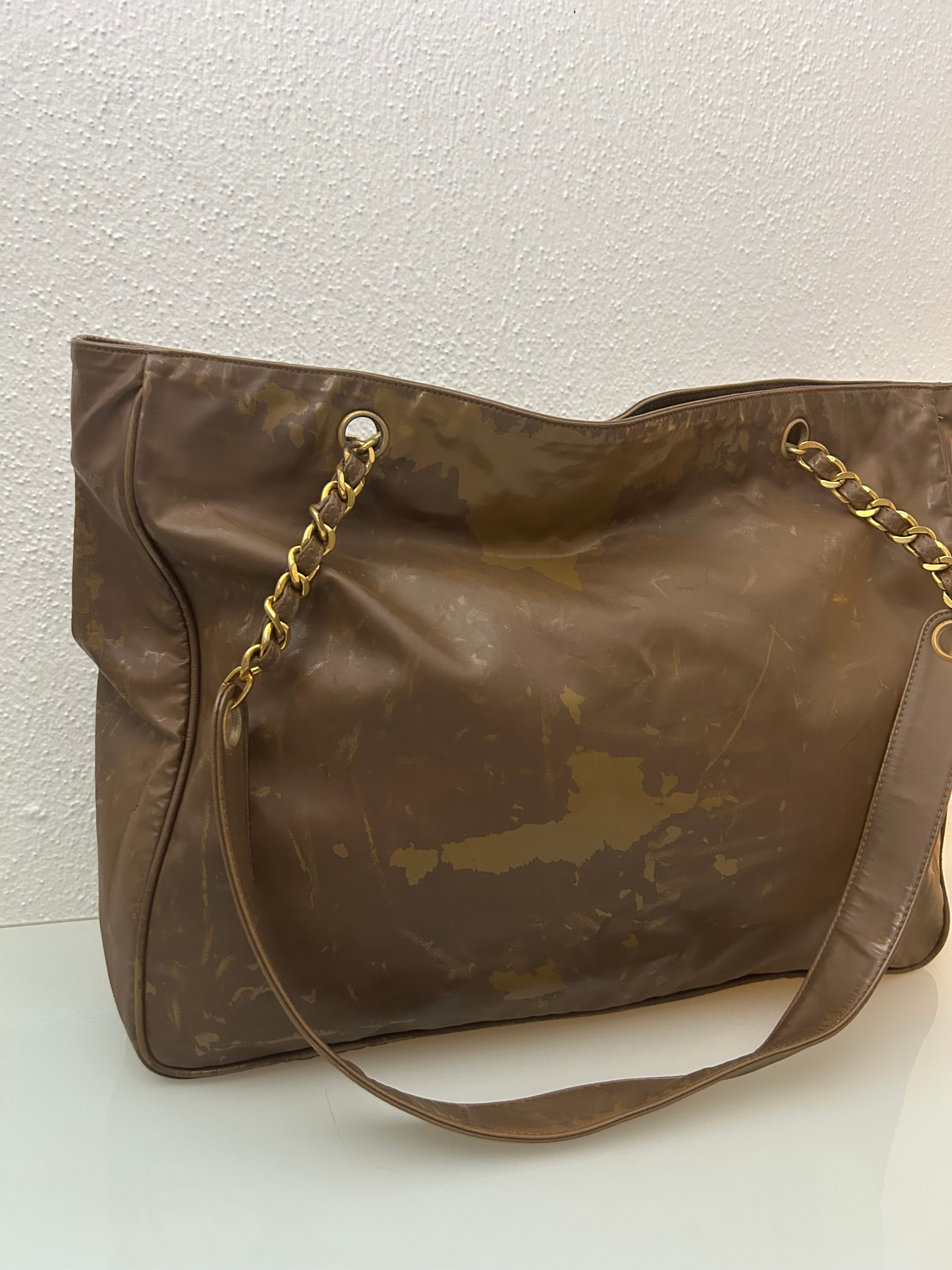 Chanel Shoulder bag