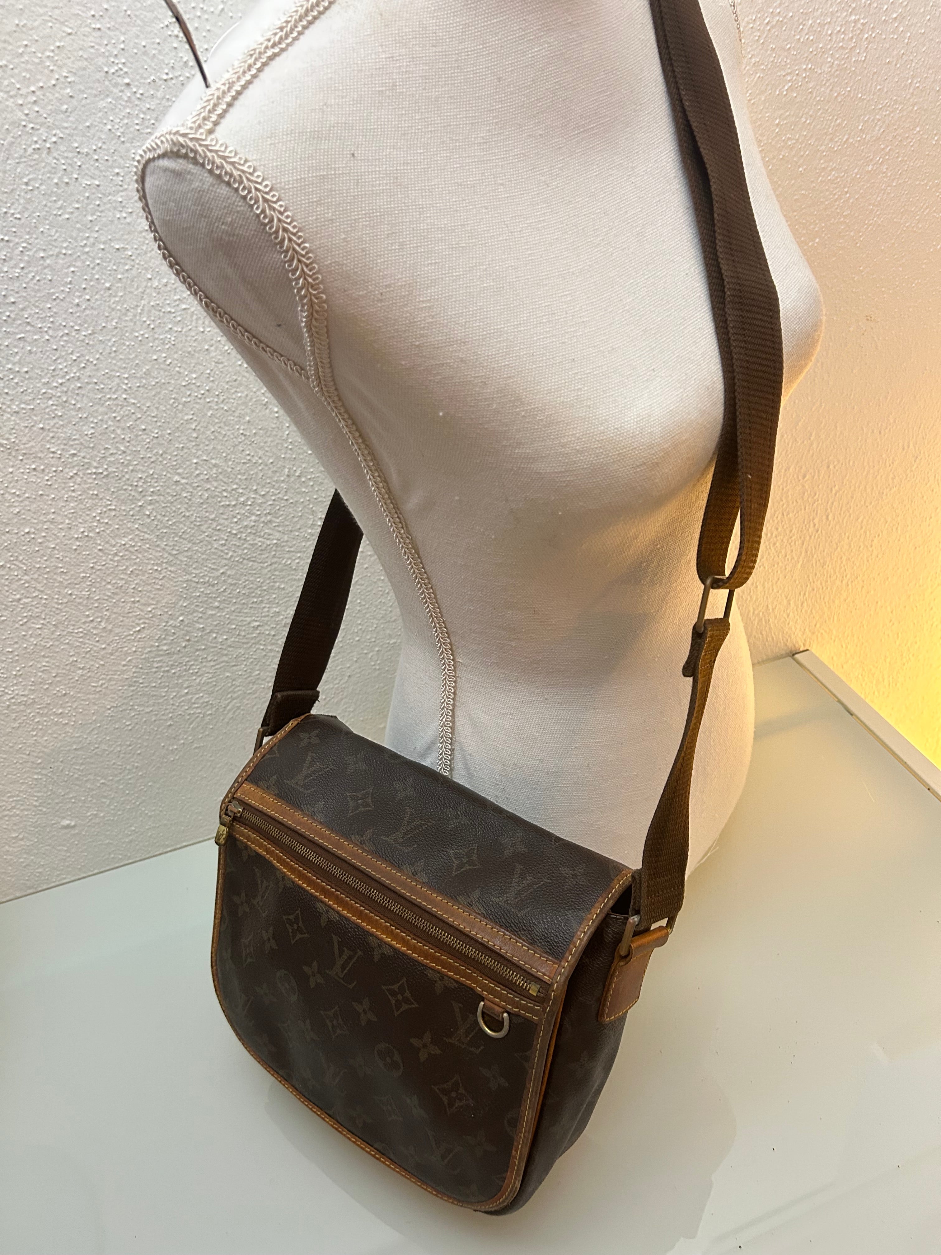 Louis Vuitton Bosphore