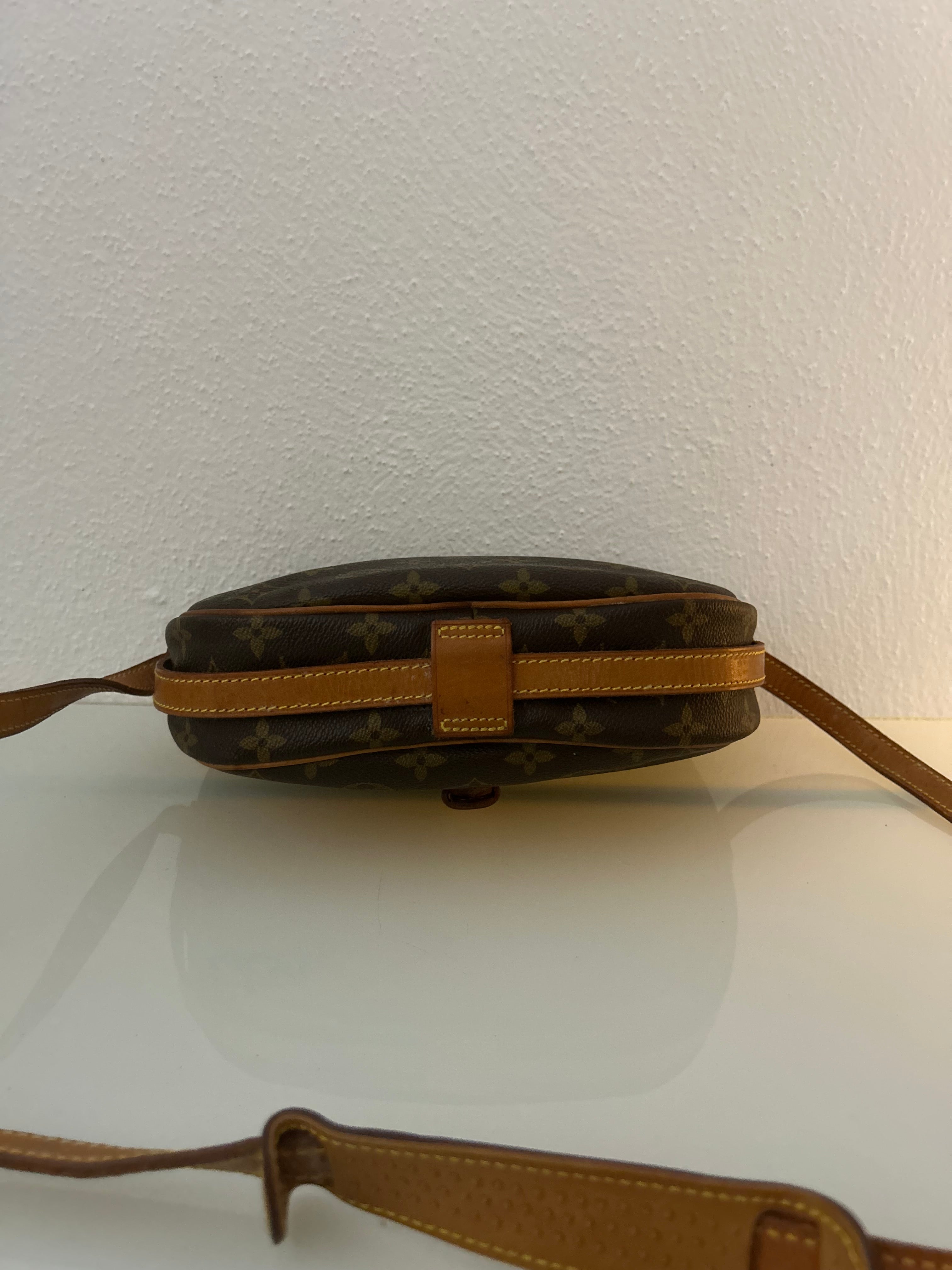 Louis Vuitton Jeunfile