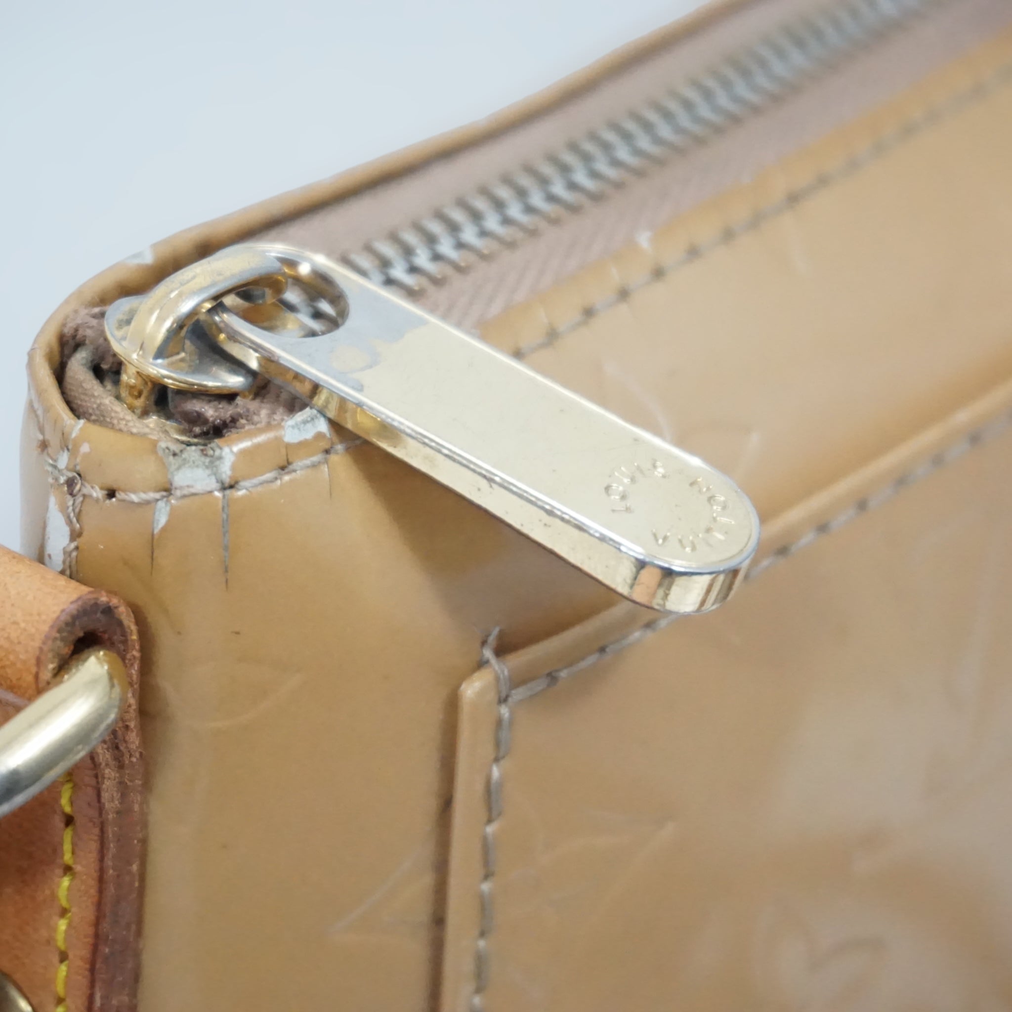 Louis Vuitton Vernis Crossbody