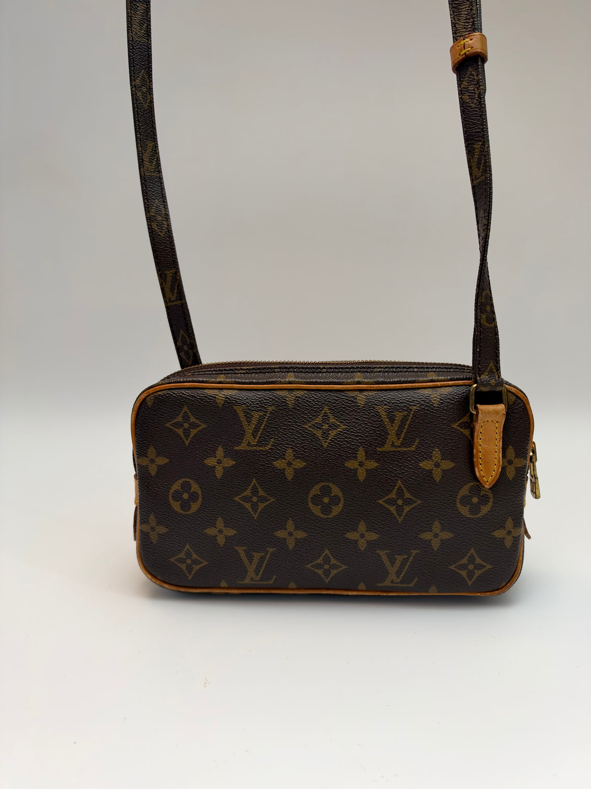 Louis Vuitton Pochette Marly Bandoulière
