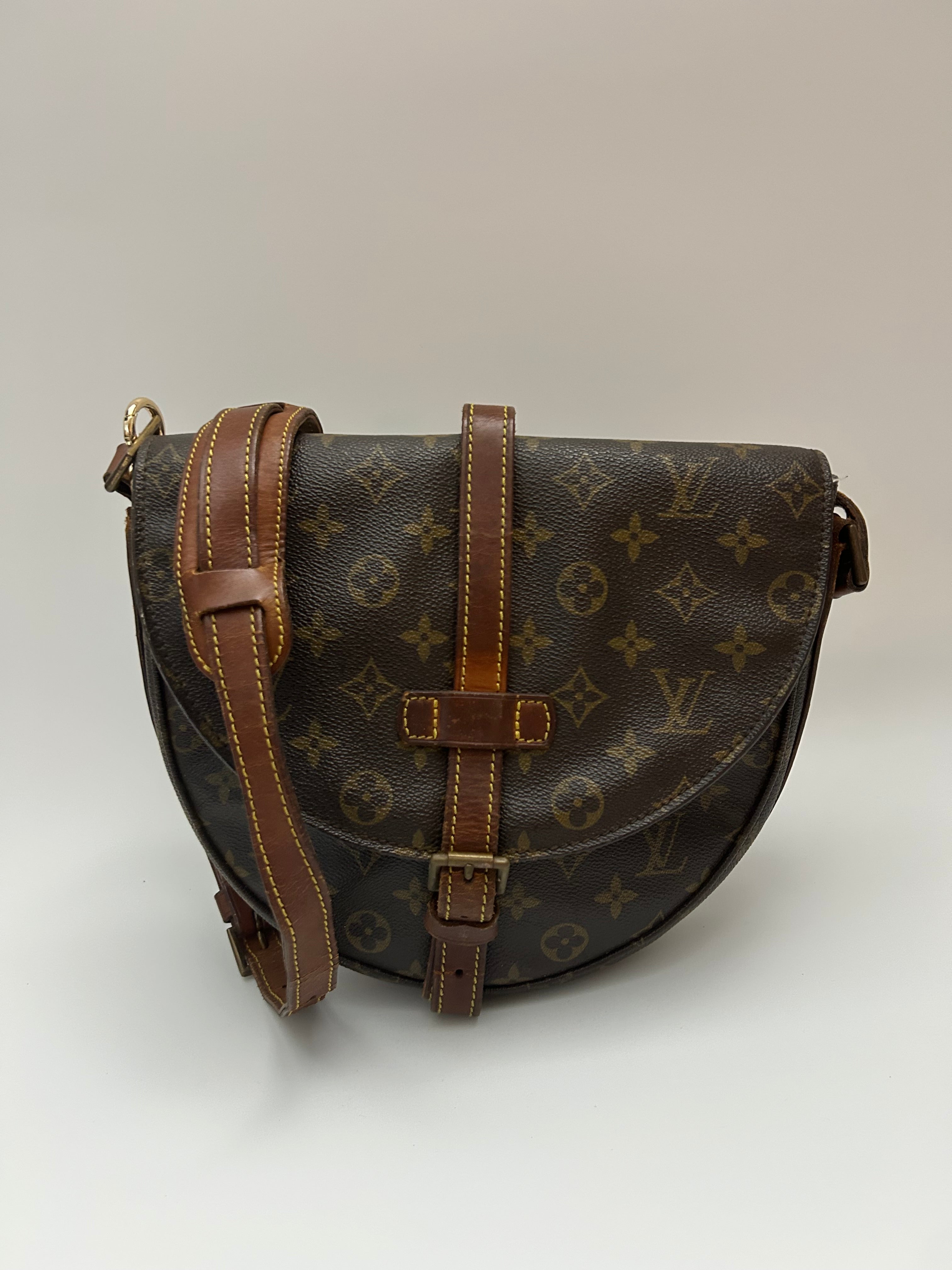 Louis Vuitton Chantilly