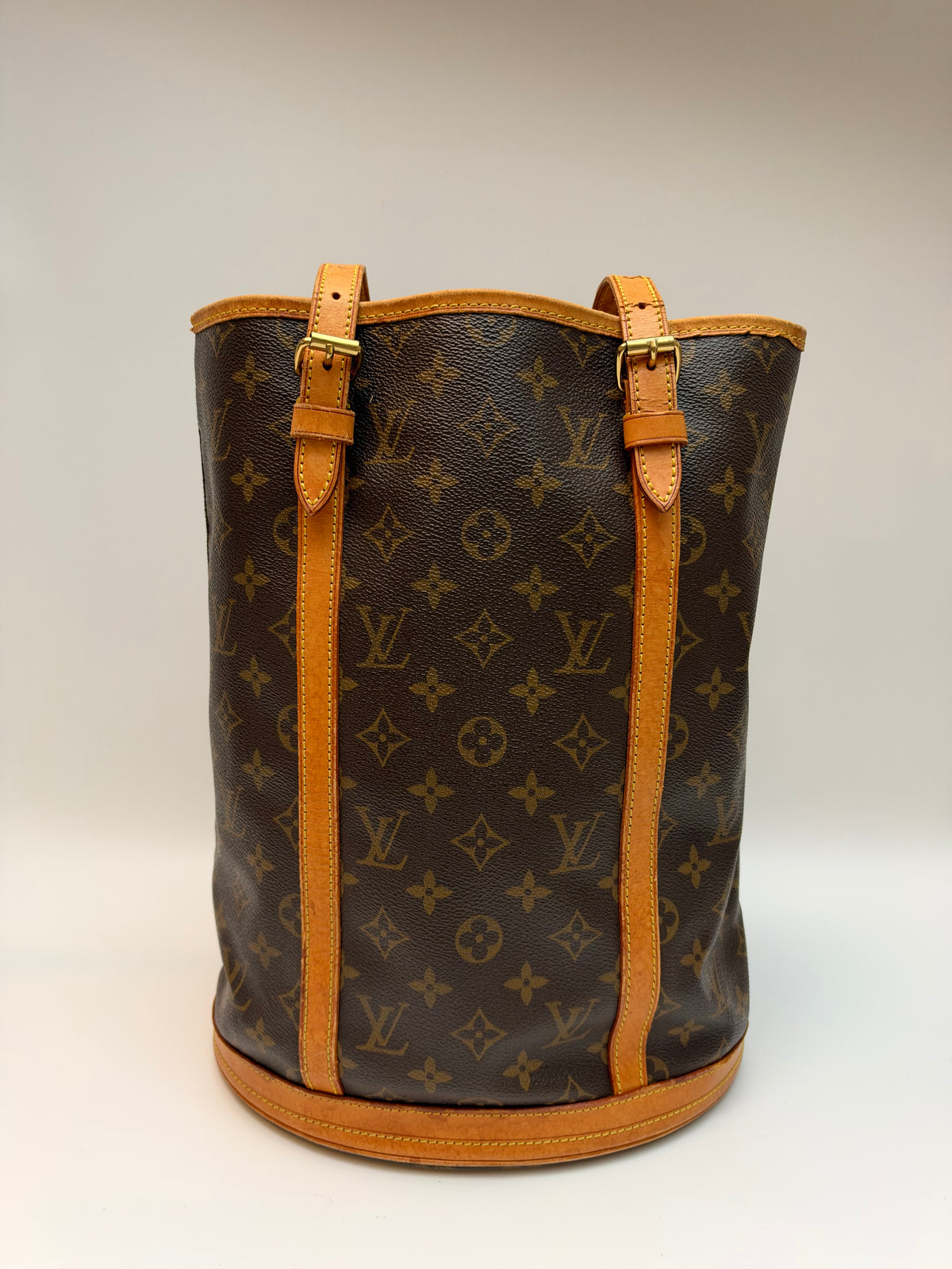 Louis Vuitton Bucket GM