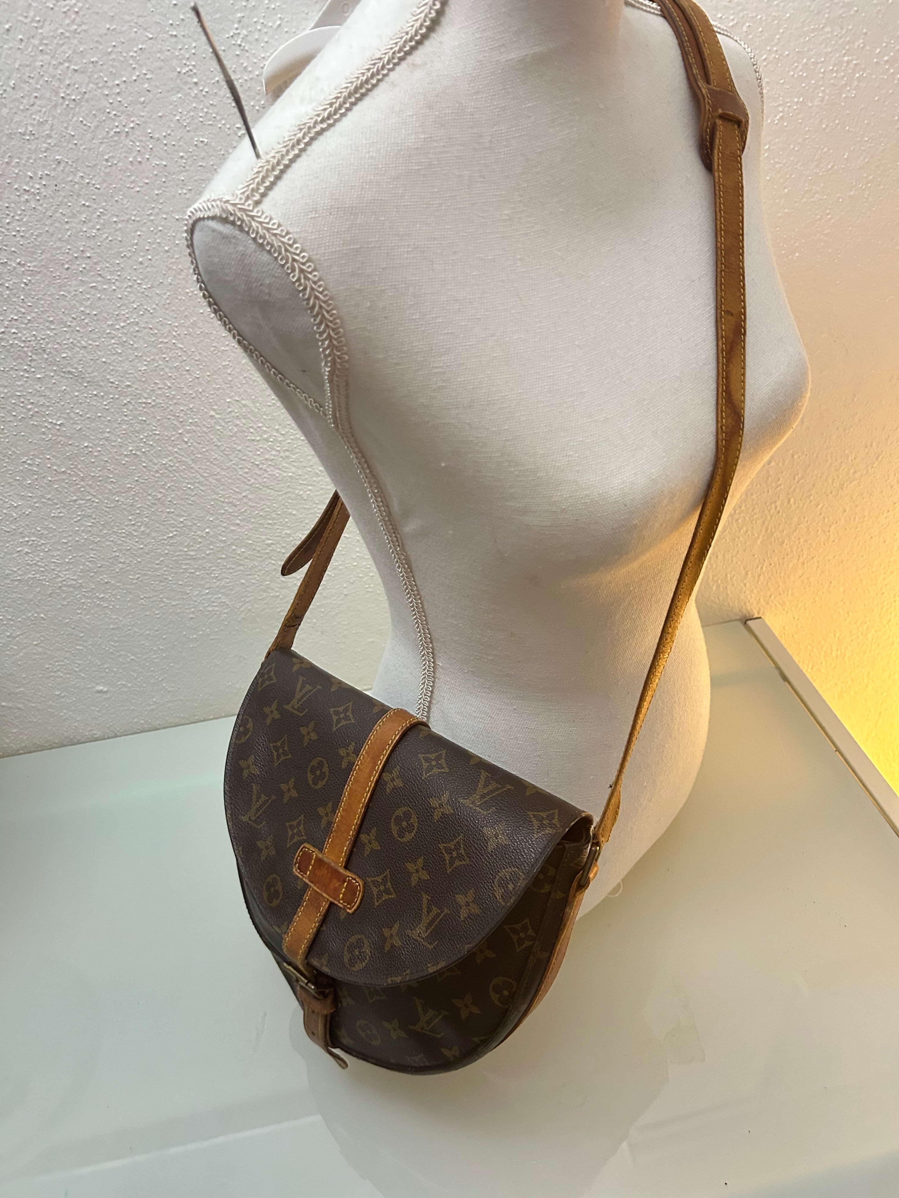 Louis Vuitton Chantilly