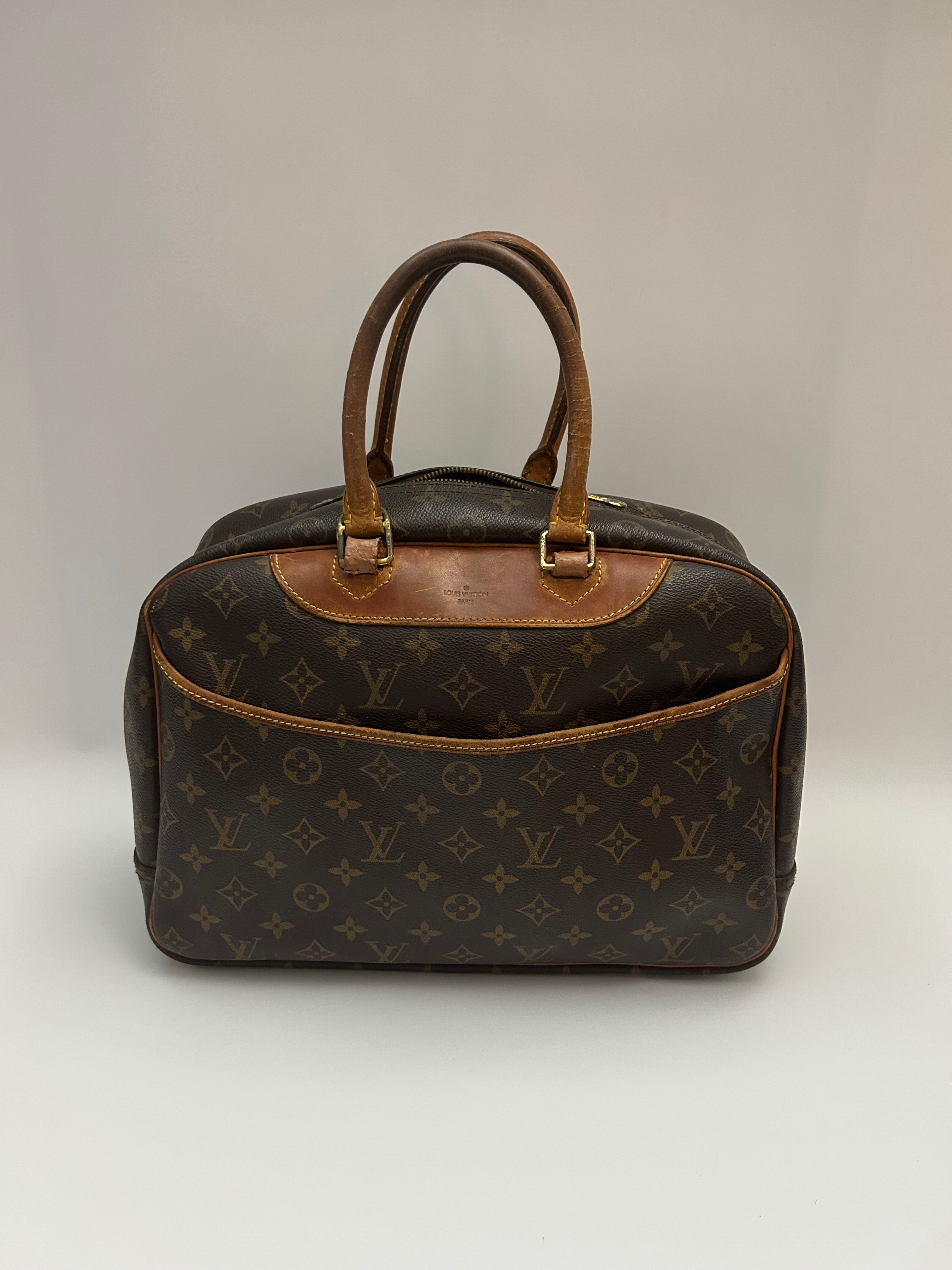 Louis Vuitton Deaudville
