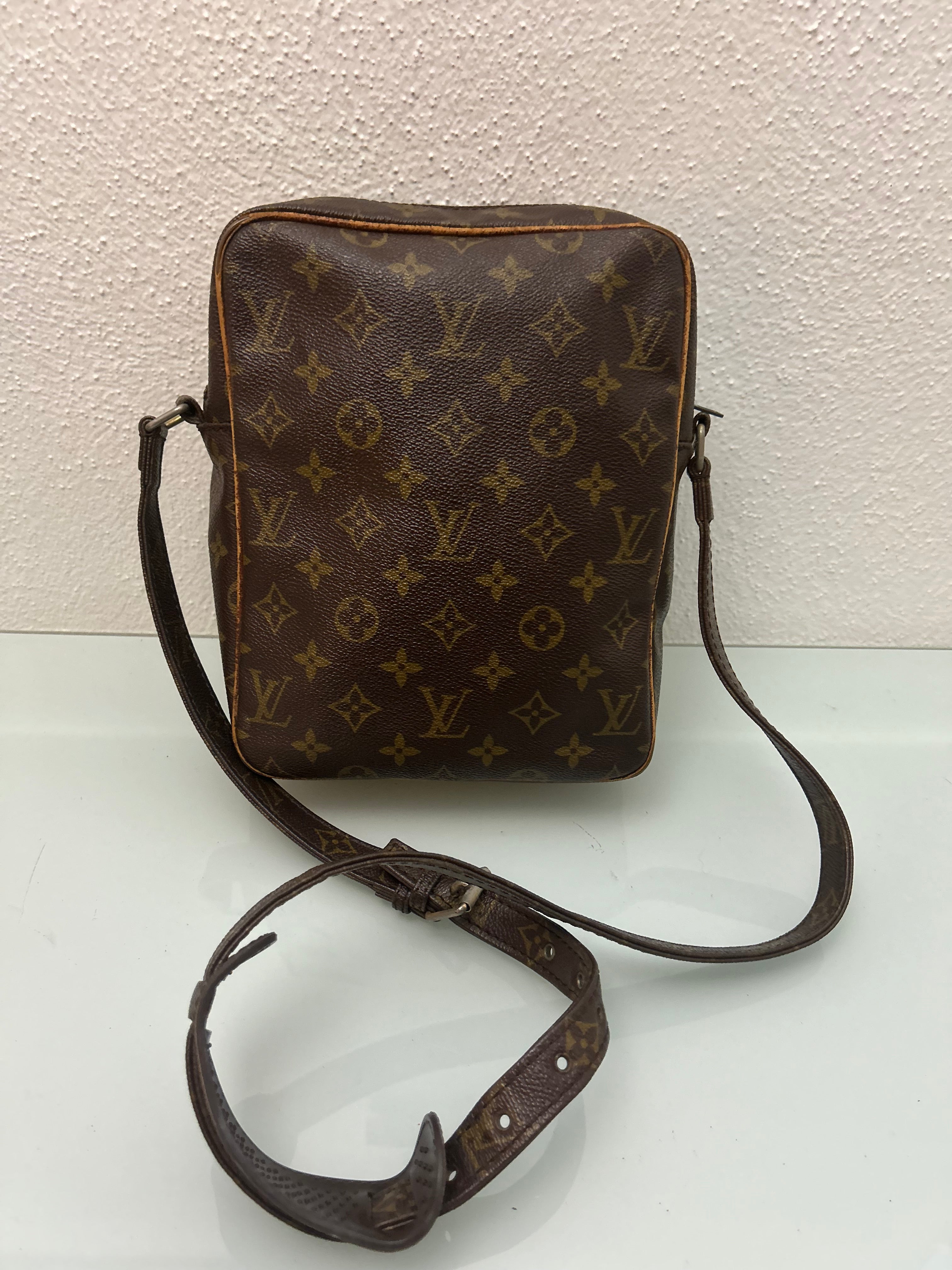 Louis Vuitton Crossbody