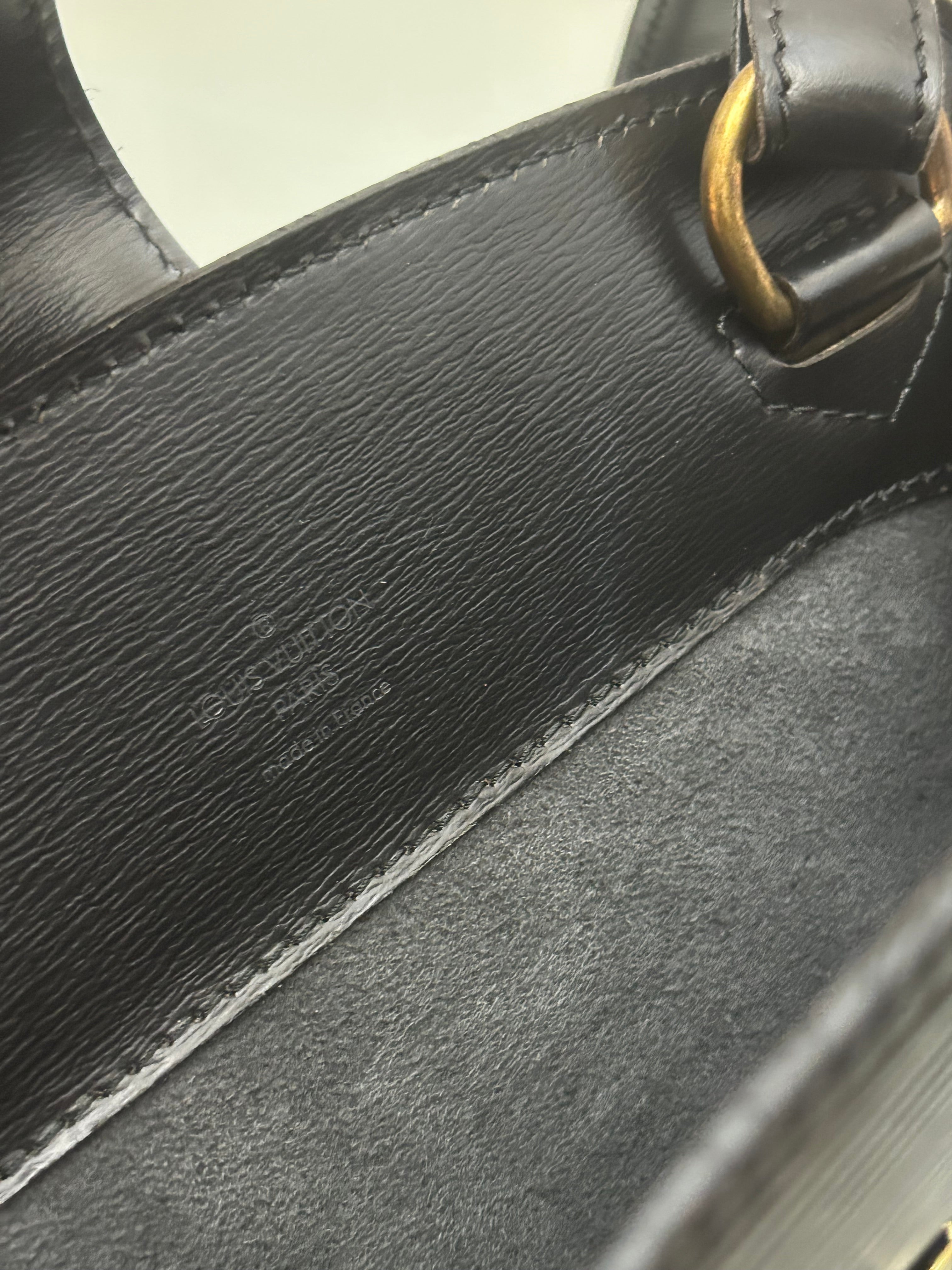 Louis Vuitton Epi Bucket