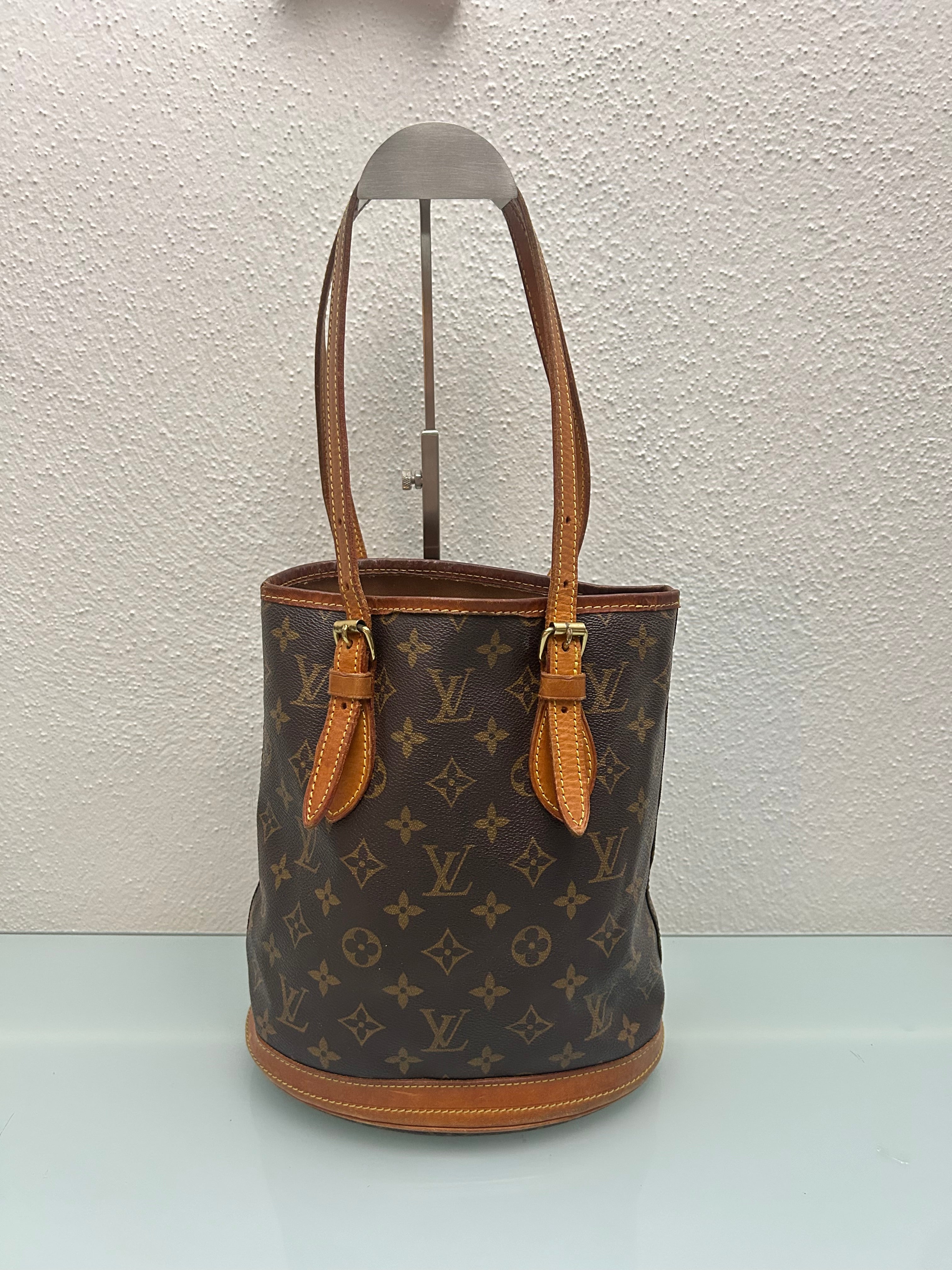 Louis Vuitton Marais Bucket