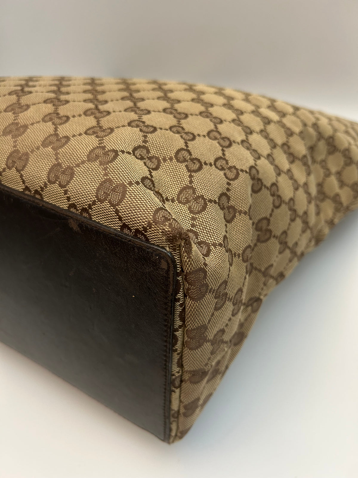 Gucci Bucket