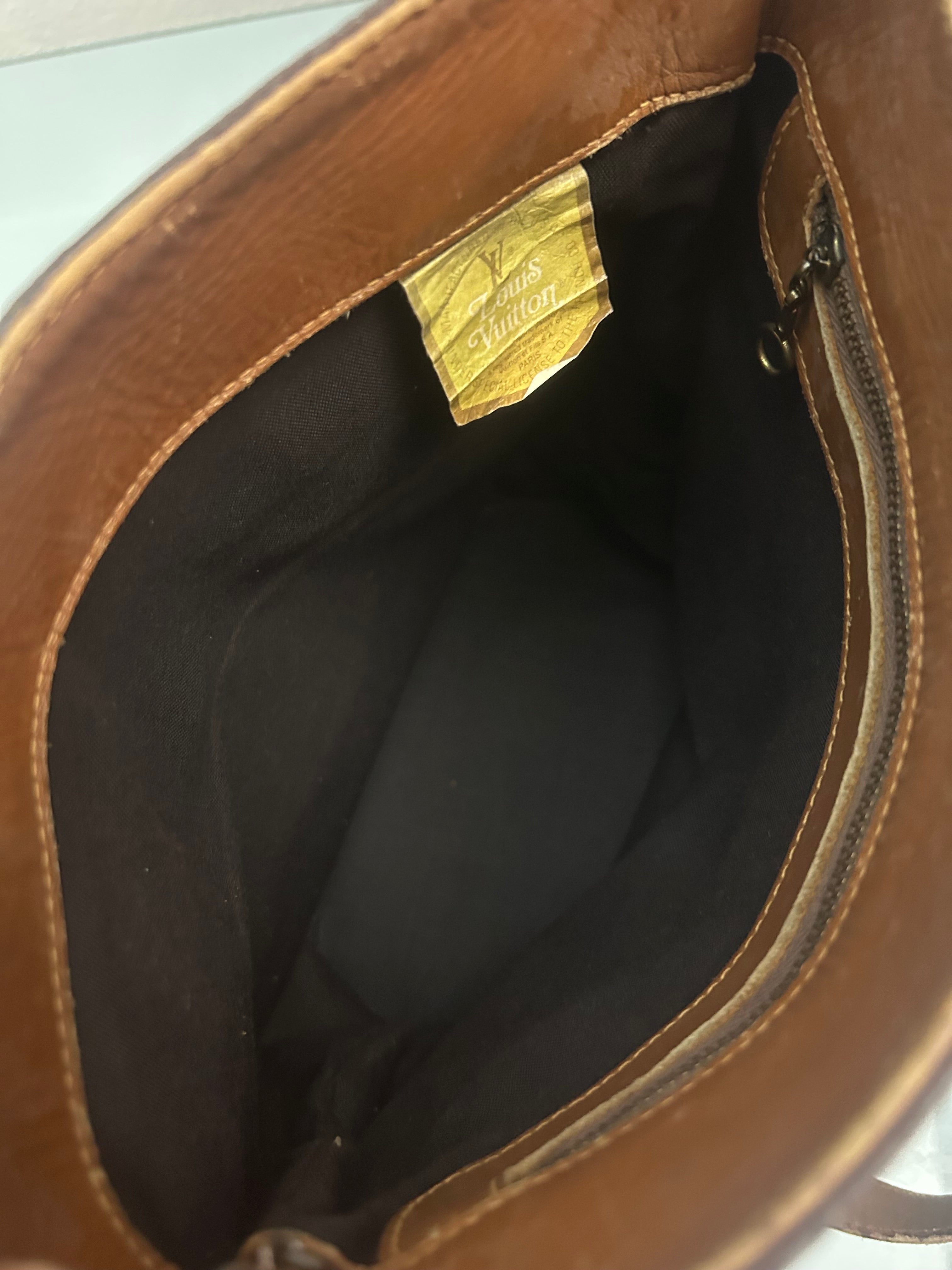 Louis Vuitton Marais