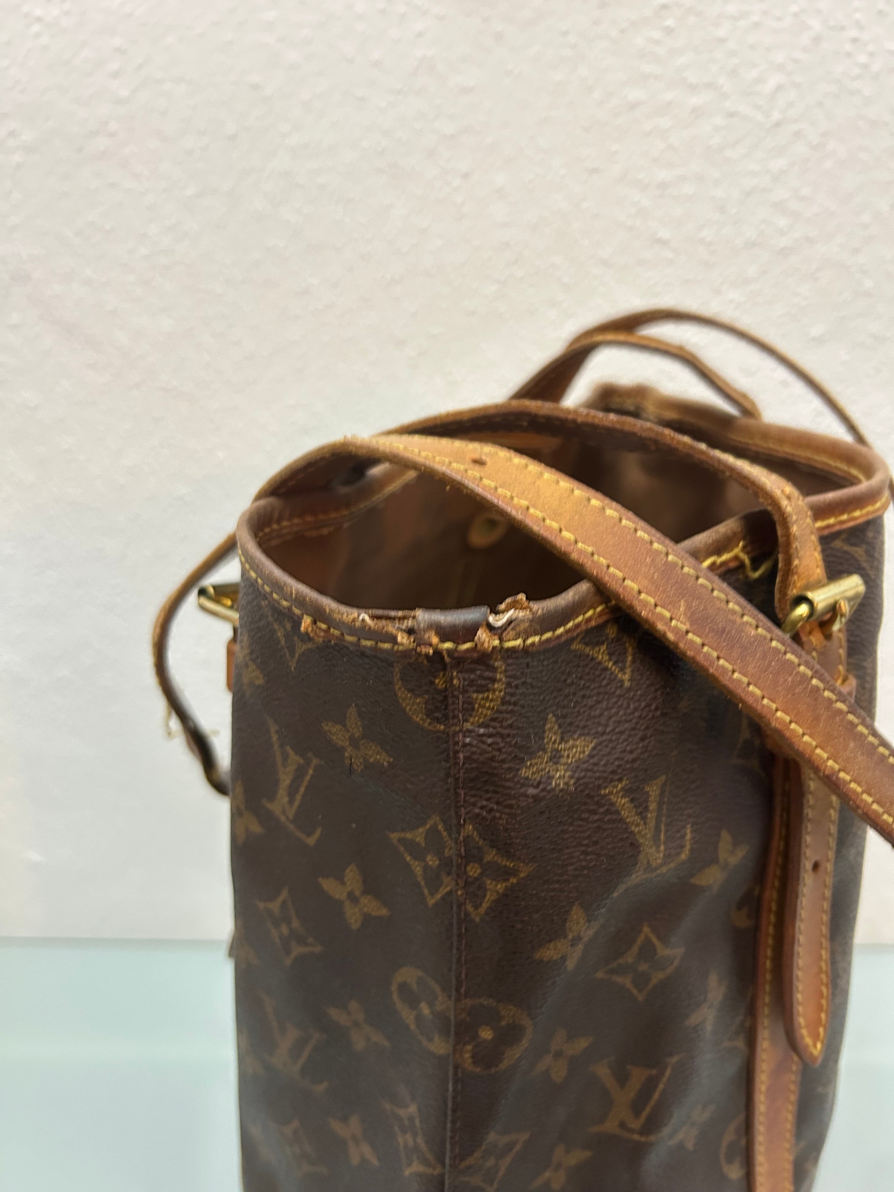 Louis Vuitton Marais Bucketbag