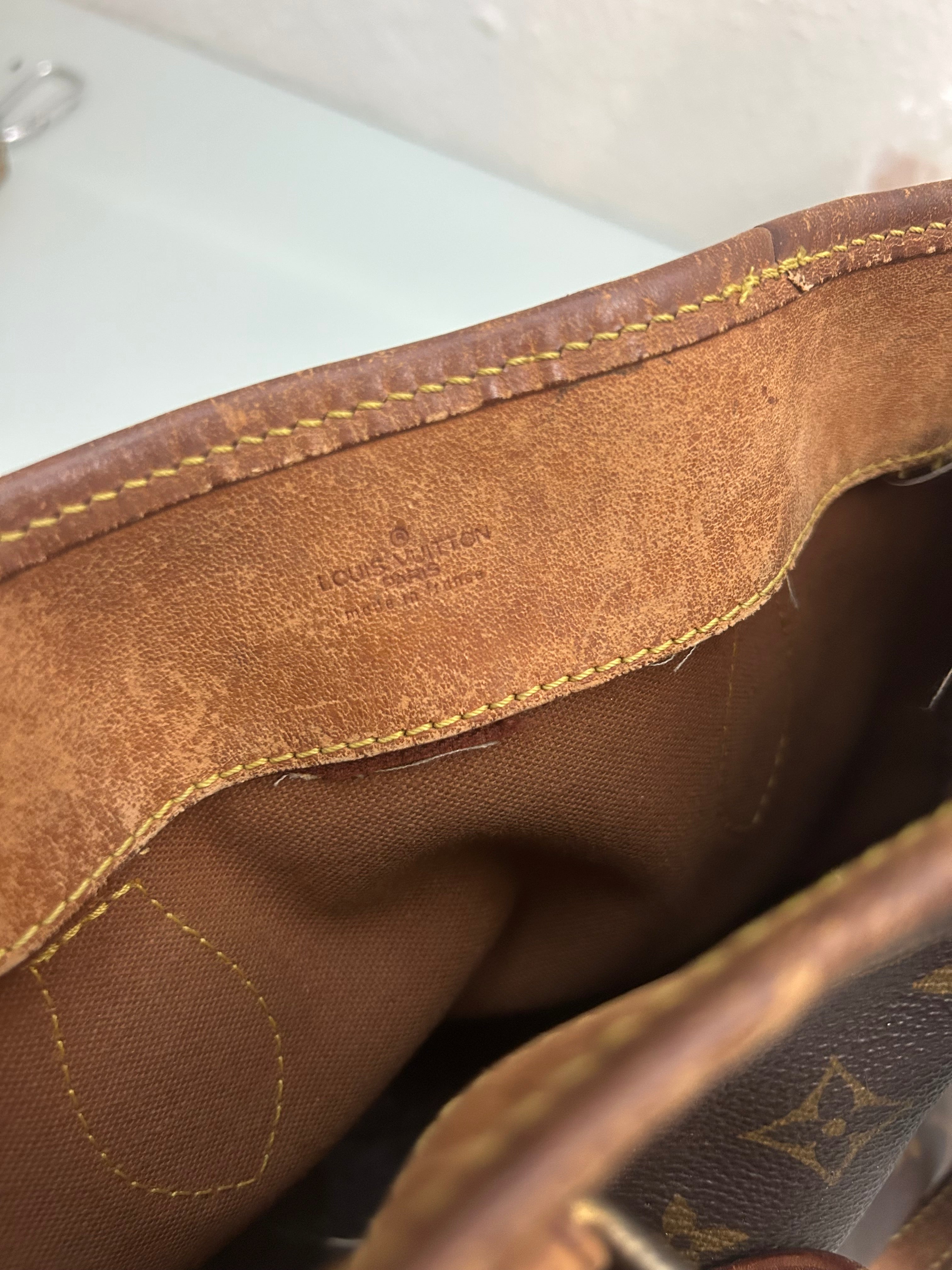 Louis Vuitton Marais