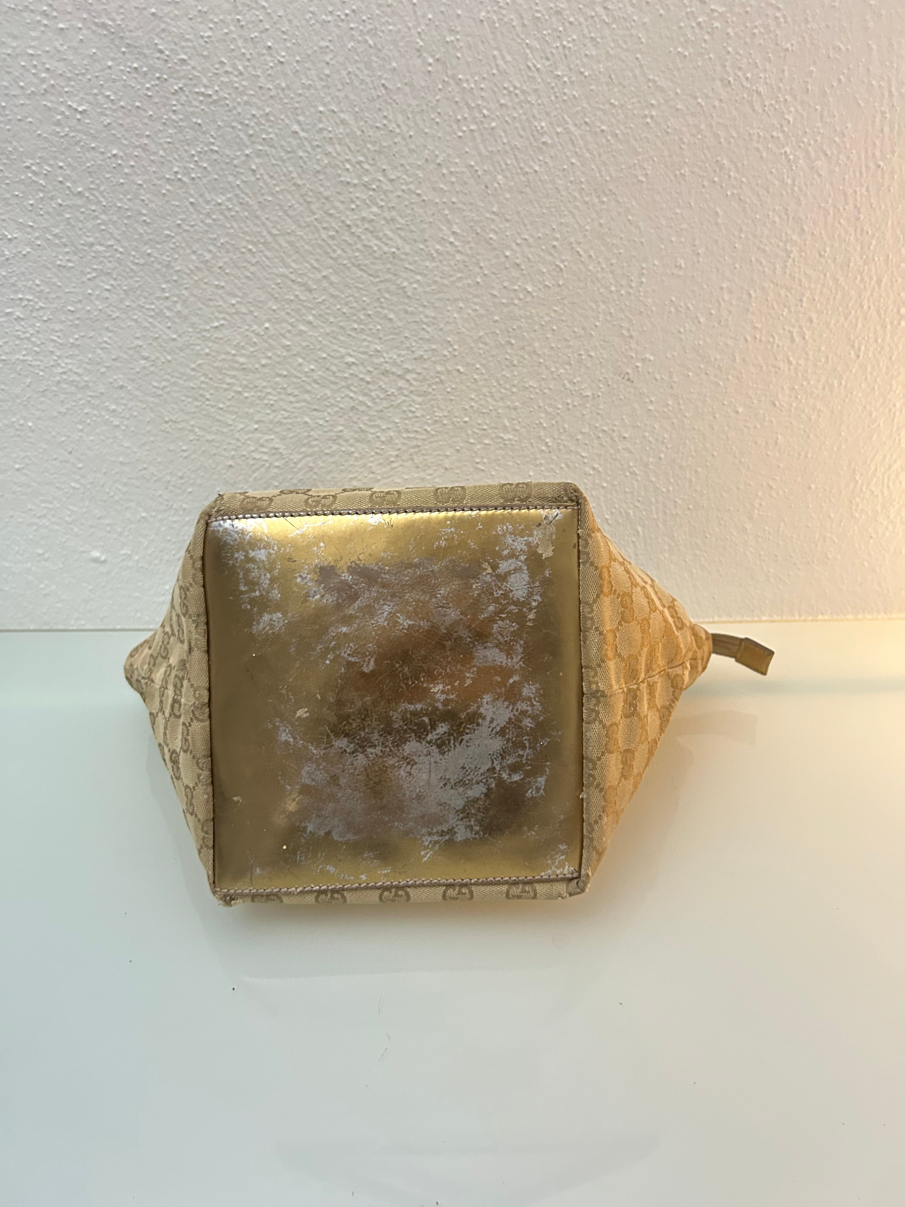 Gucci Shoulder bag