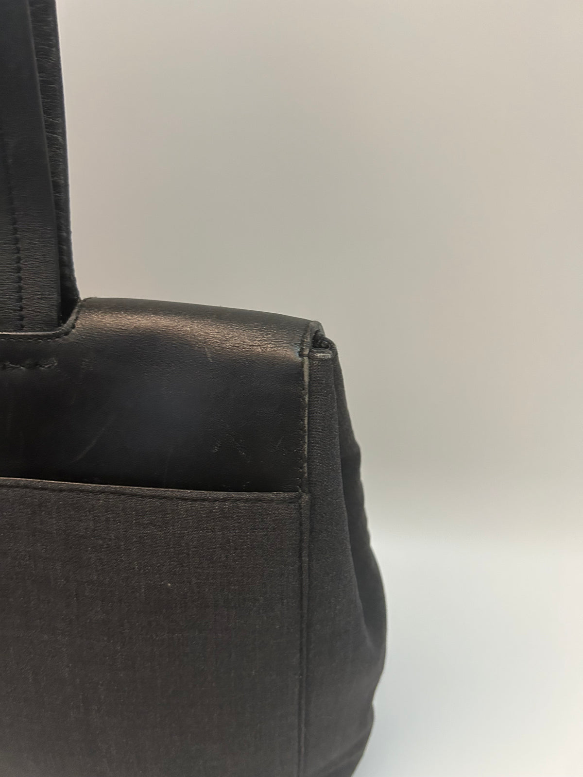 Prada Grå Skuldertaske