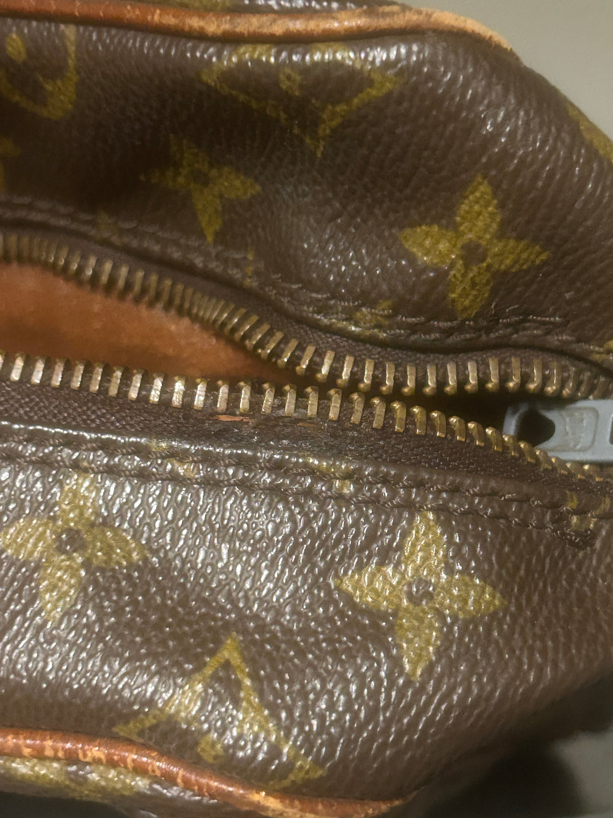 Louis Vuitton Nile