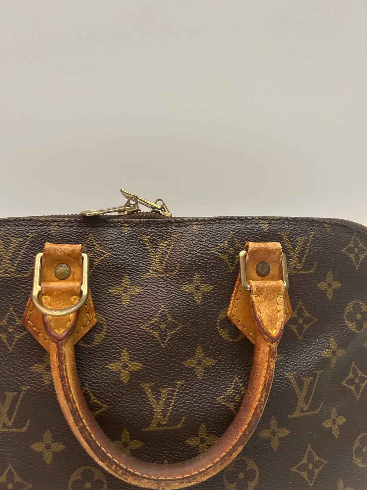 Louis Vuitton Alma