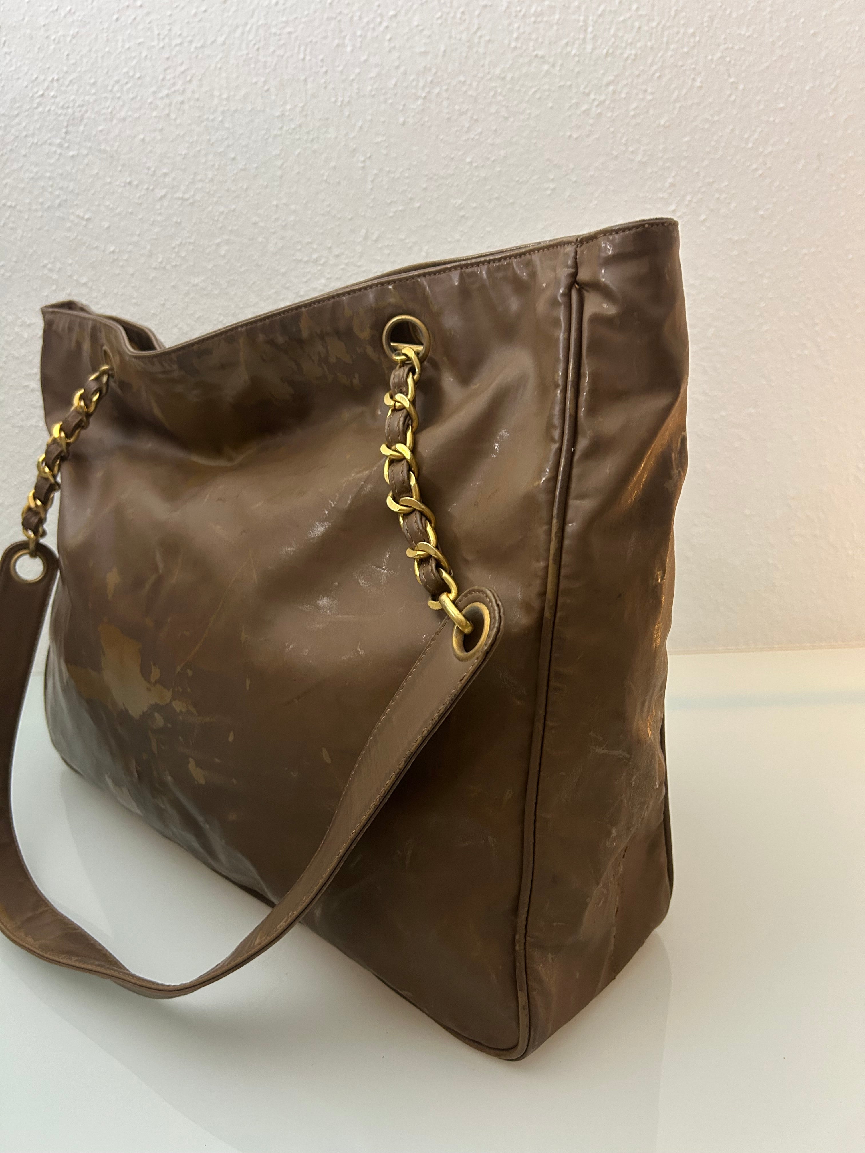 Chanel Shoulder bag