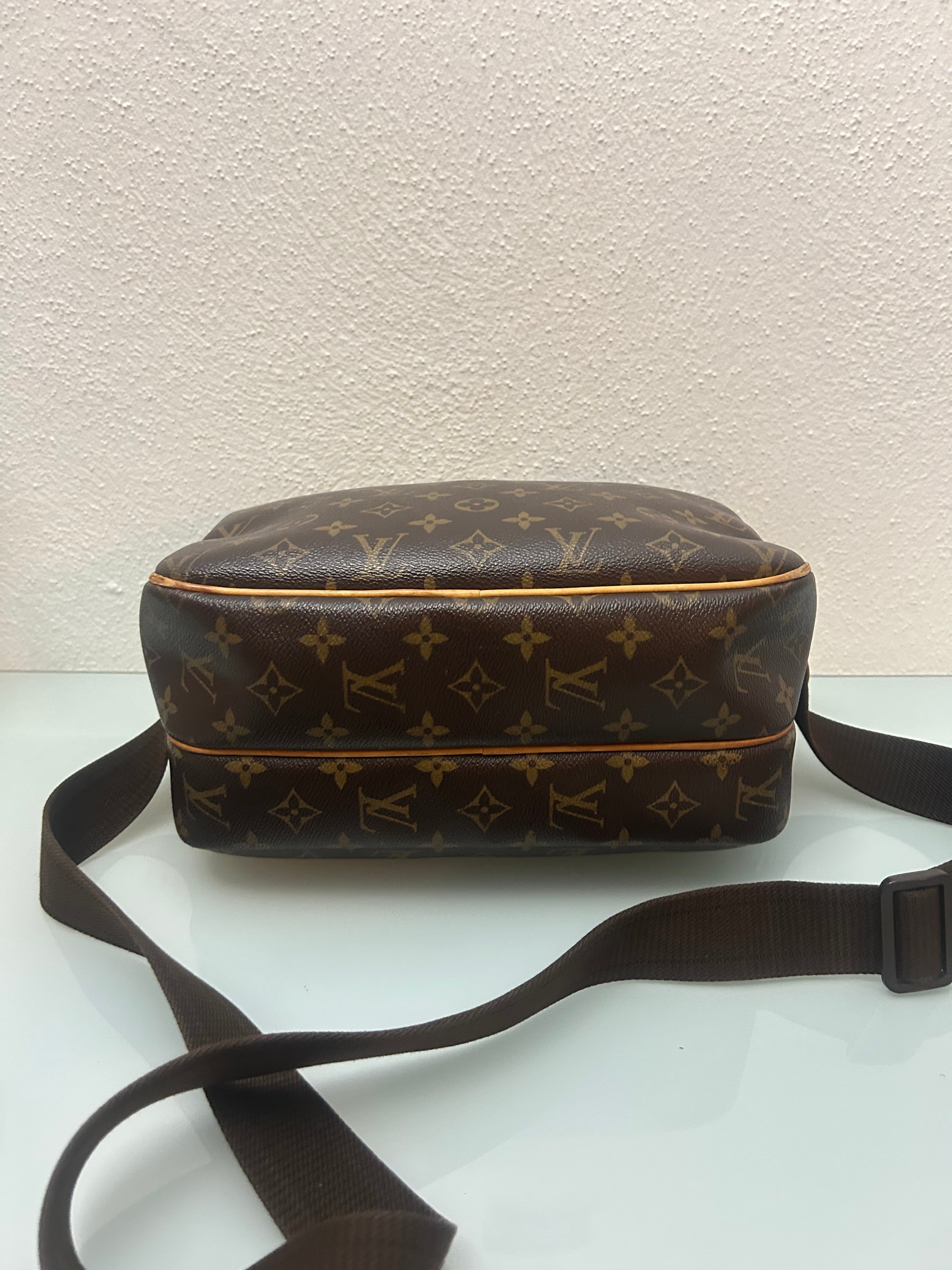 Louis Vuitton Reporter MM