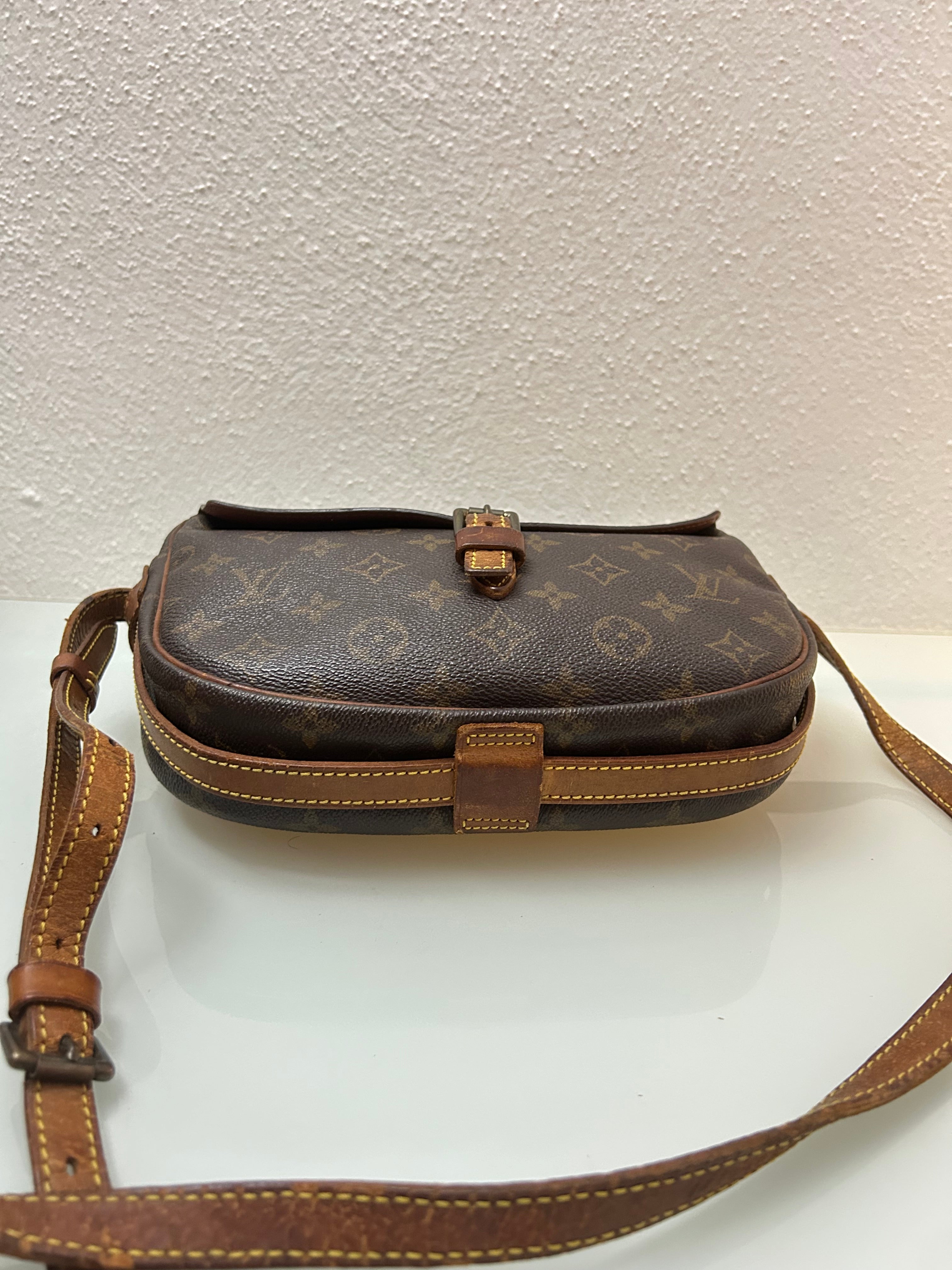 Louis Vuitton Jeunefille MM