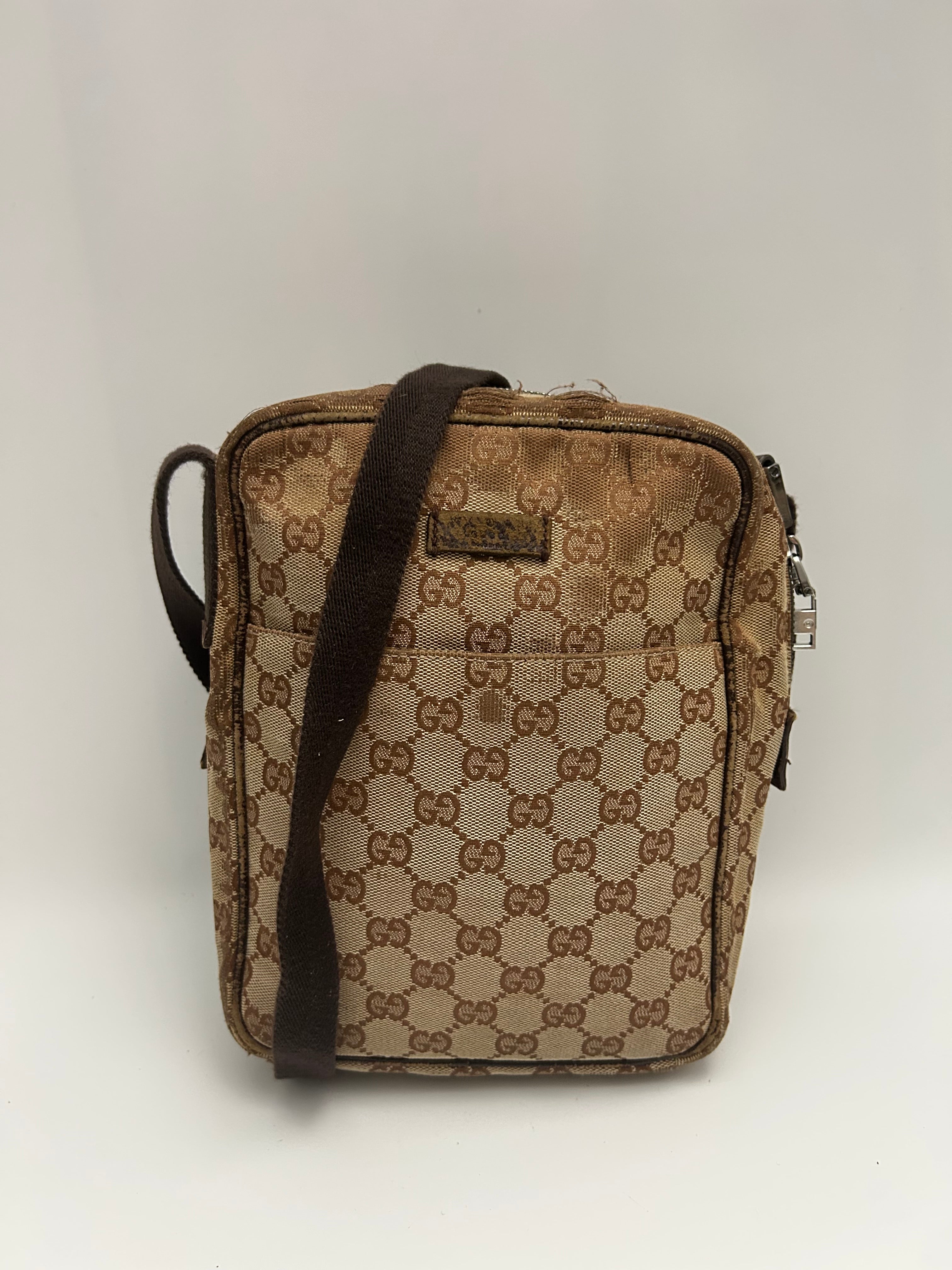 Gucci Messenger Bag