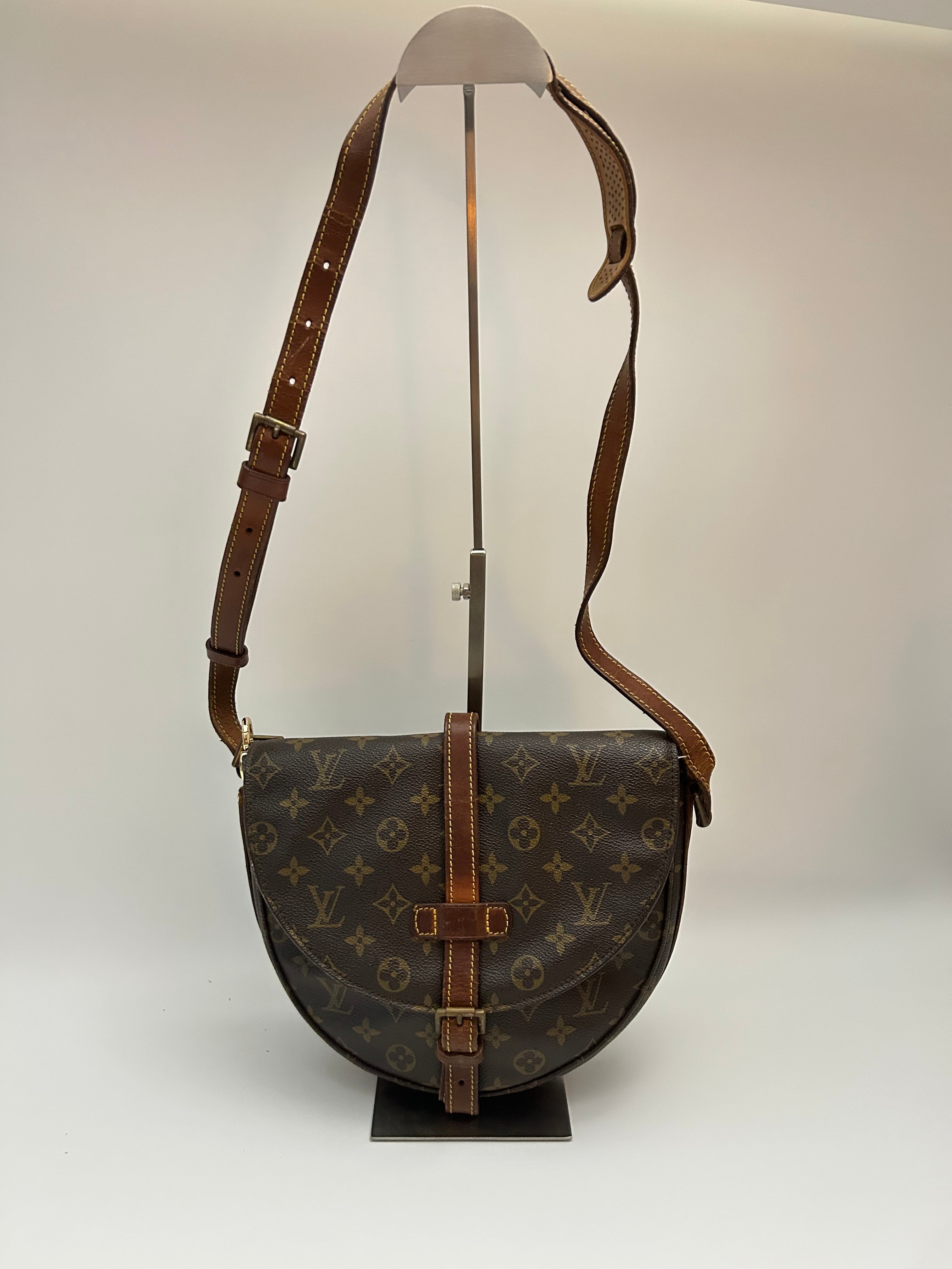 Louis Vuitton Chantilly