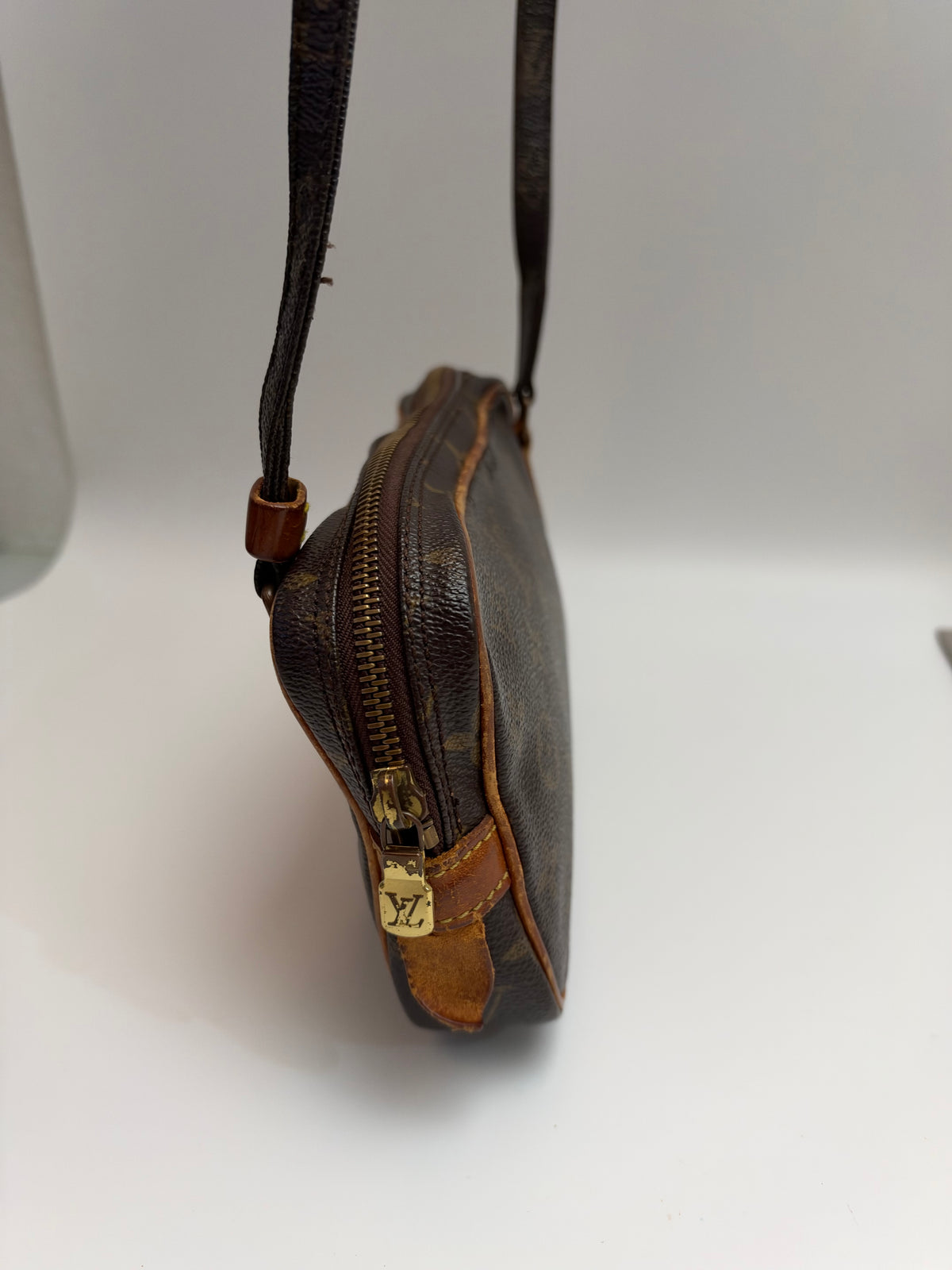 Louis Vuitton Pochette Marly Bandoulière