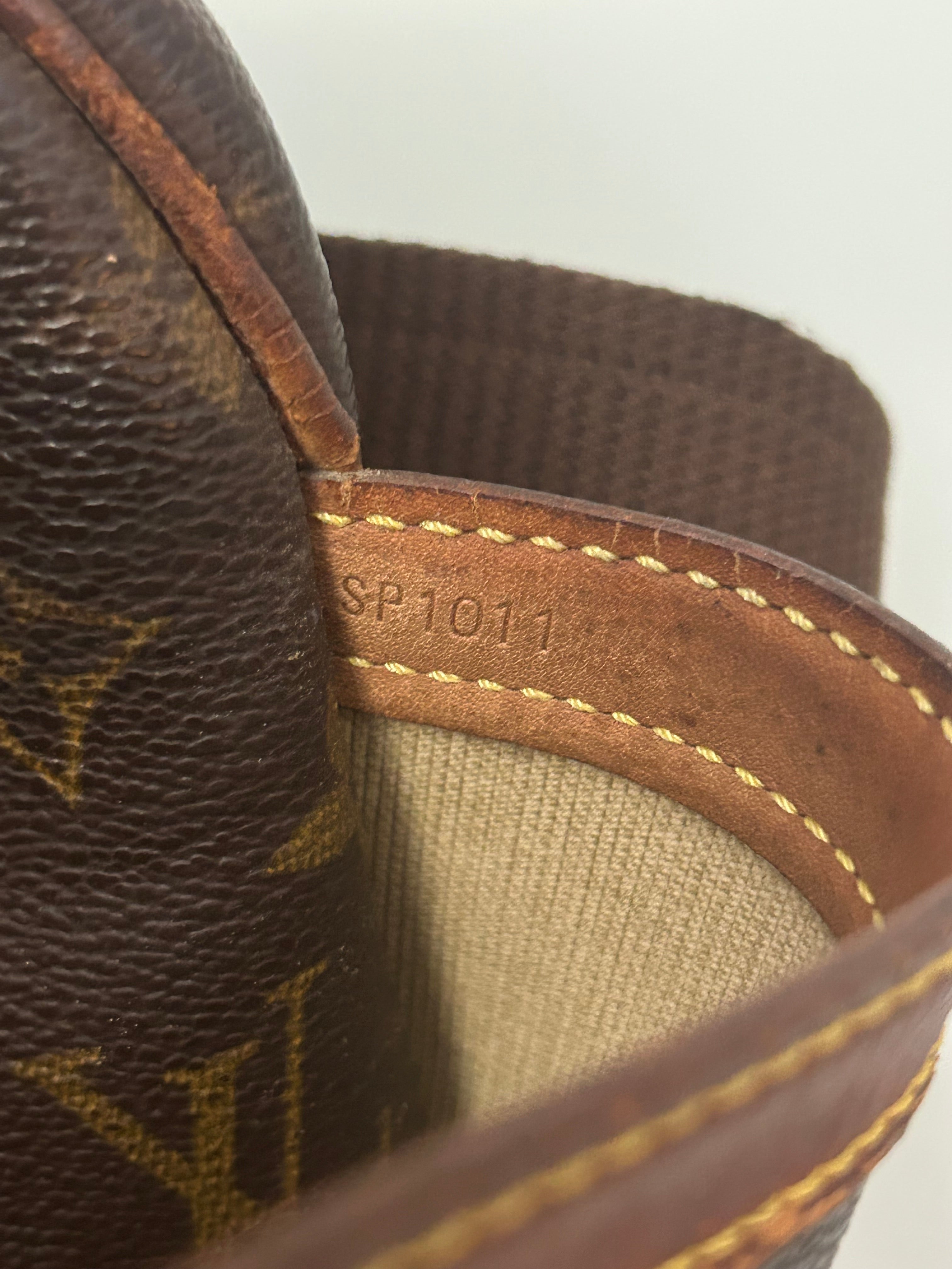 Louis Vuitton Reporter