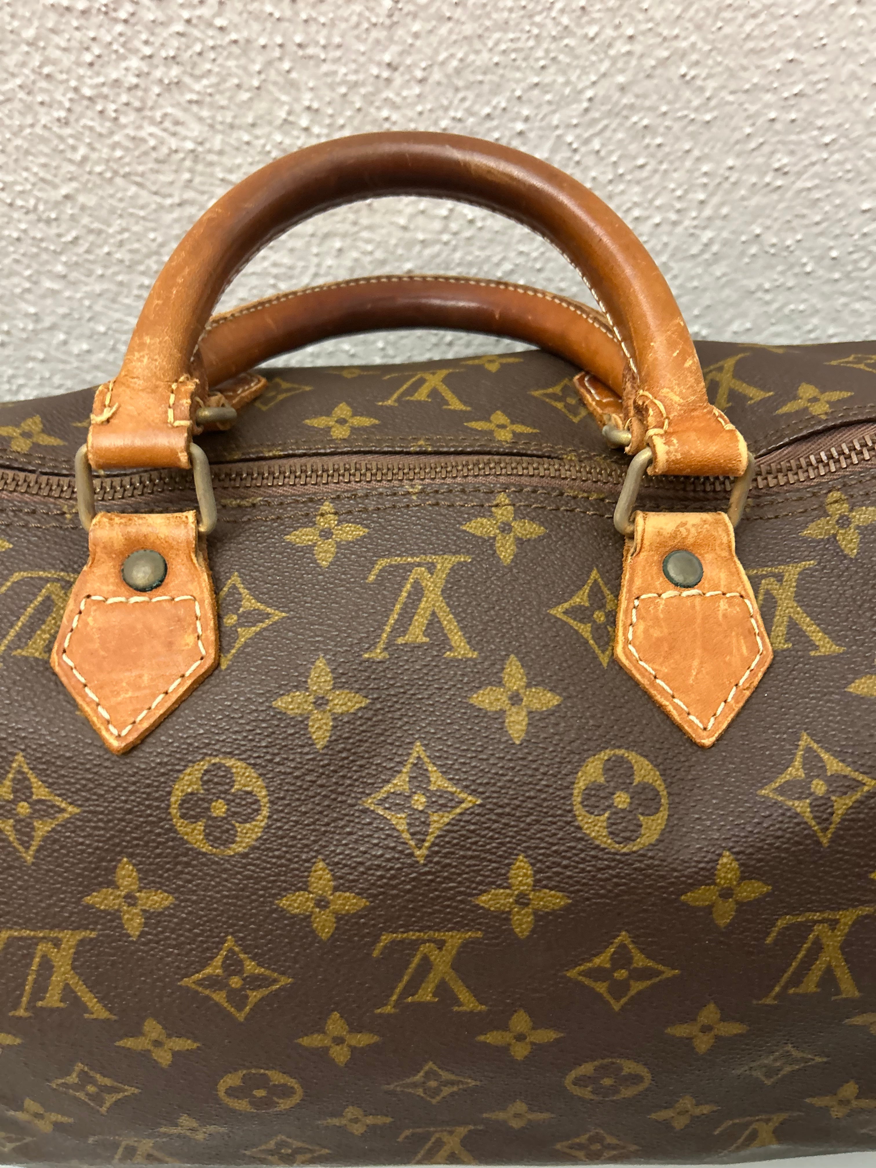 Louis Vuitton Speedy 40