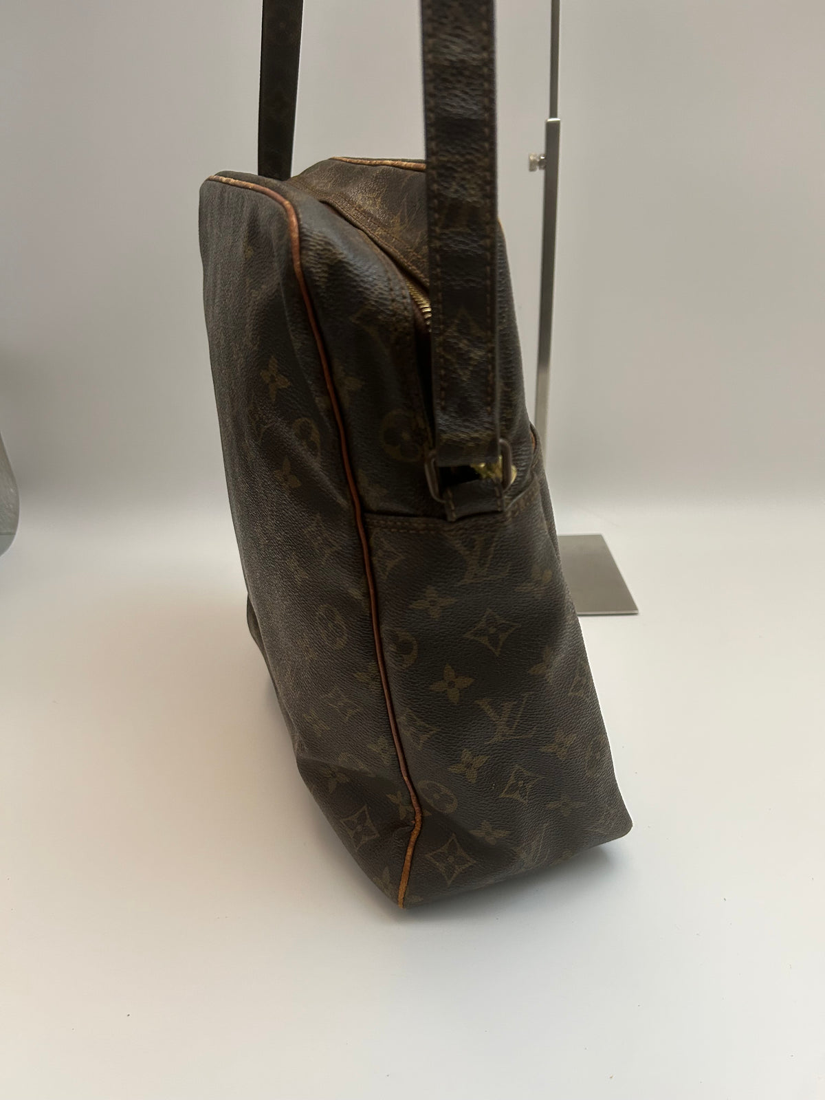 Louis Vuitton Marceau
