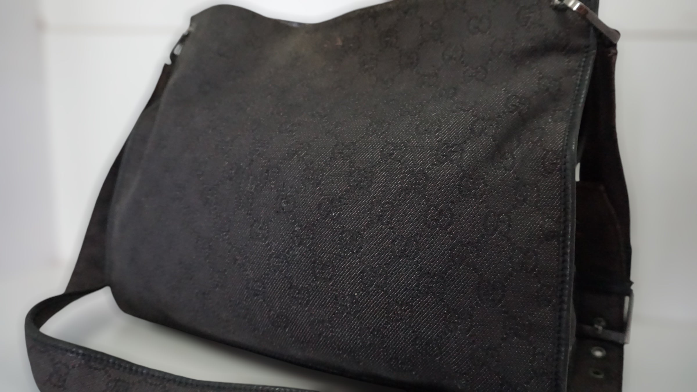 Gucci Messenger