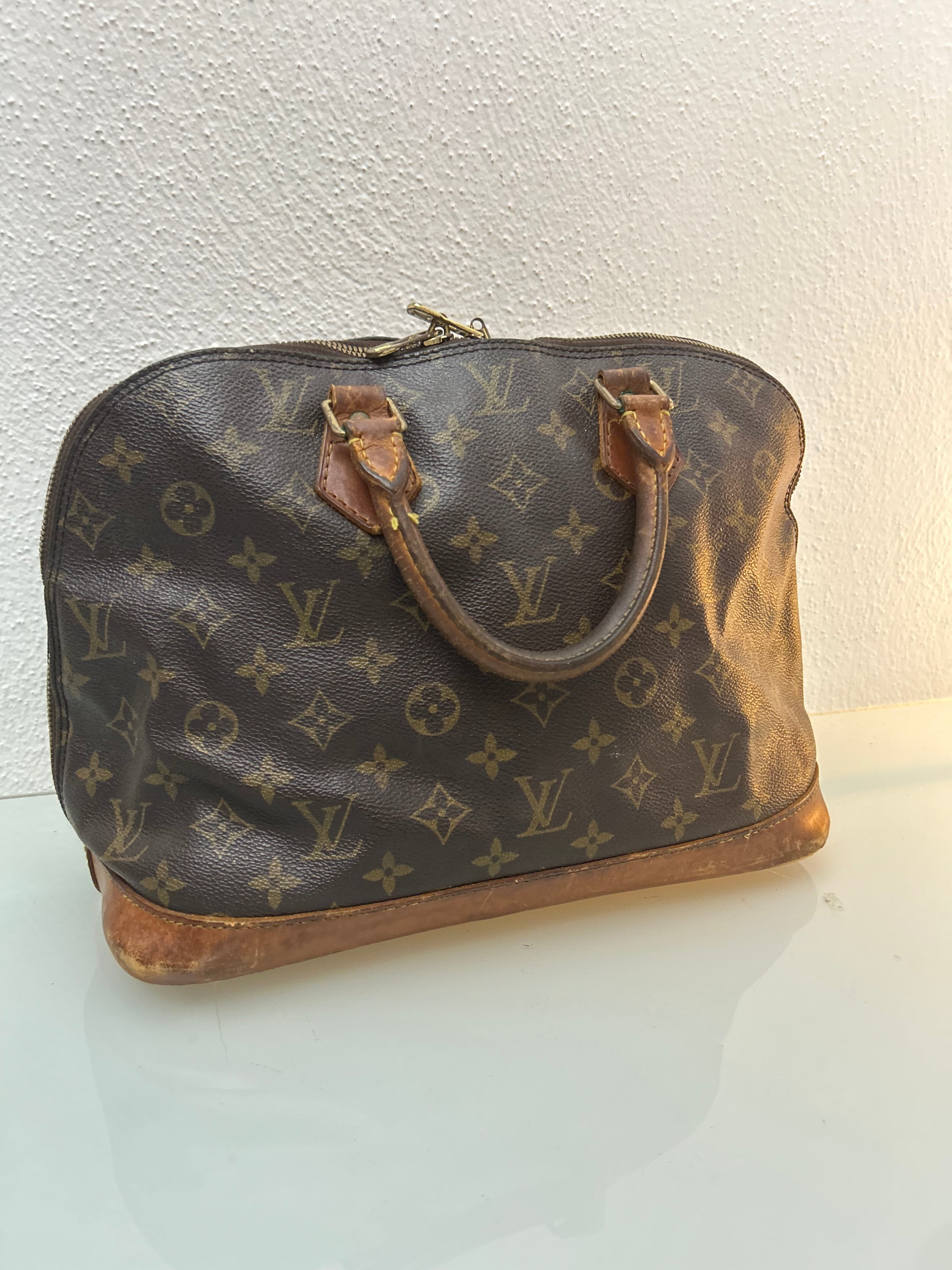 Louis Vuitton Alma