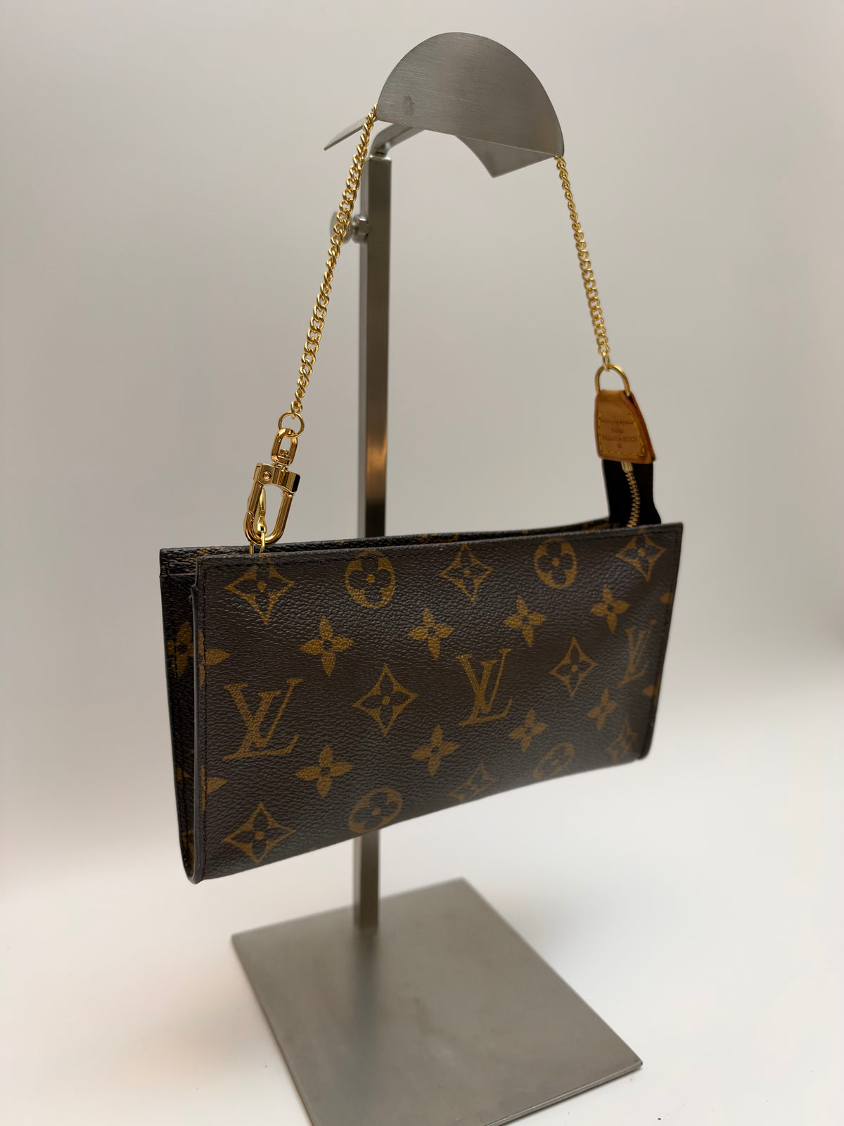 Louis Vuitton Pochette