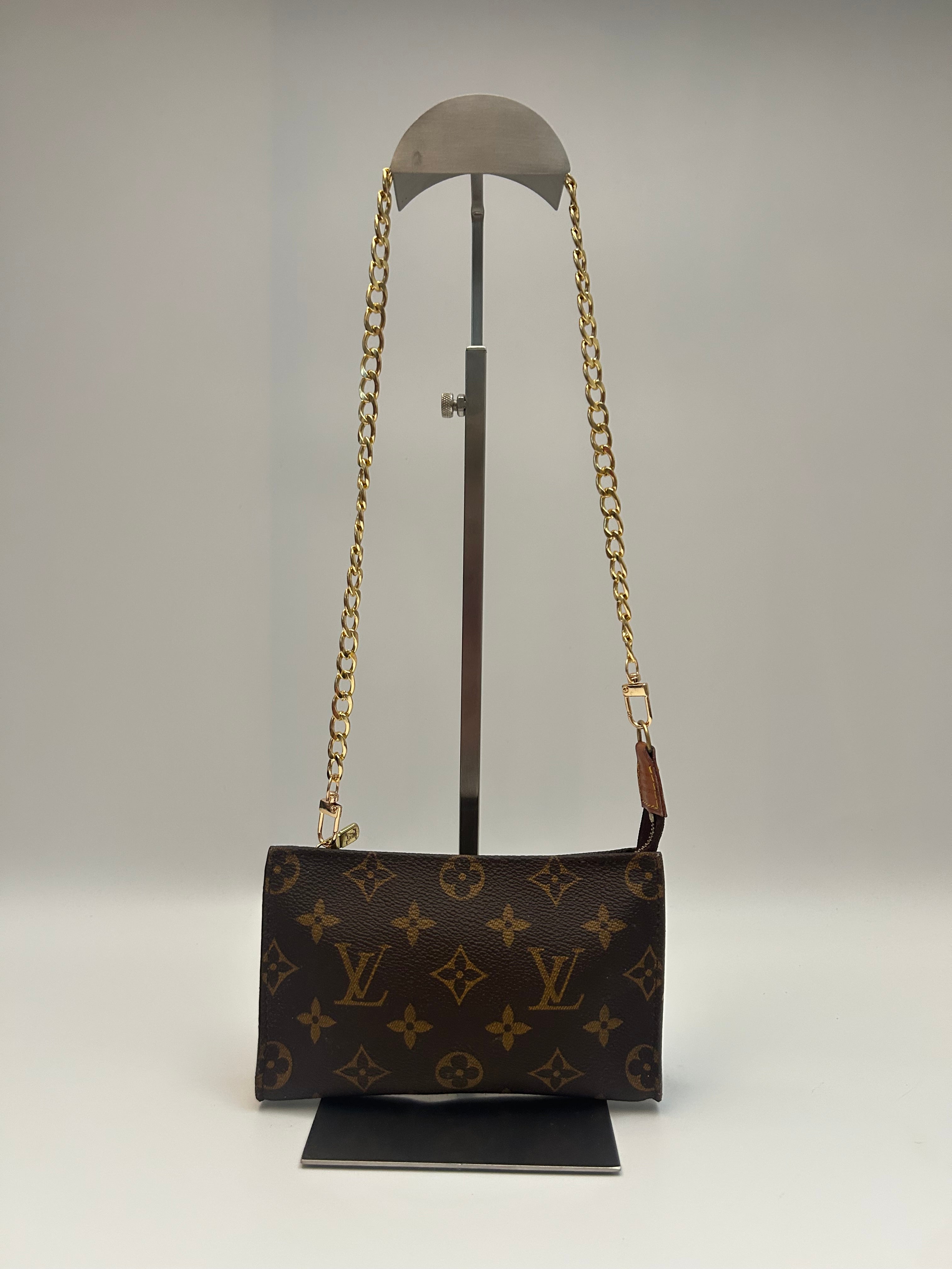 Louis Vuitton Pochette PM
