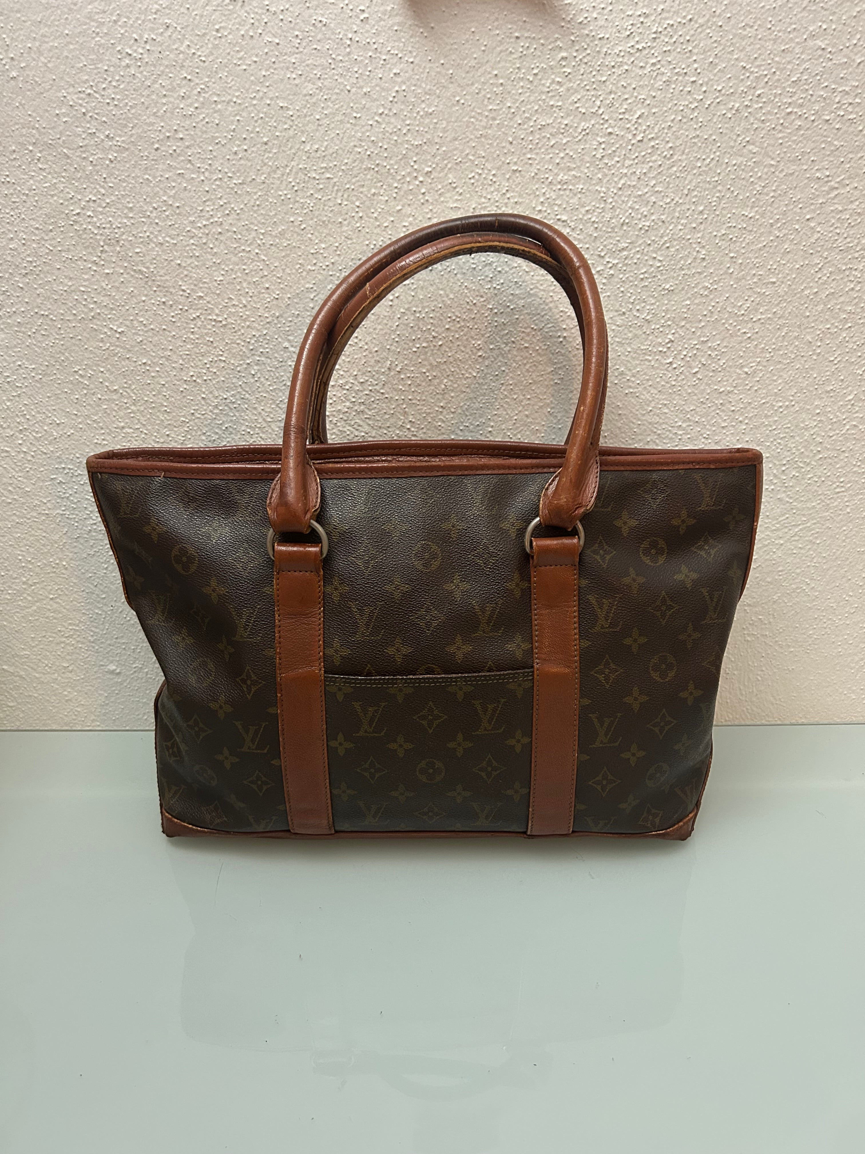 Louis Vuitton Weekend MM