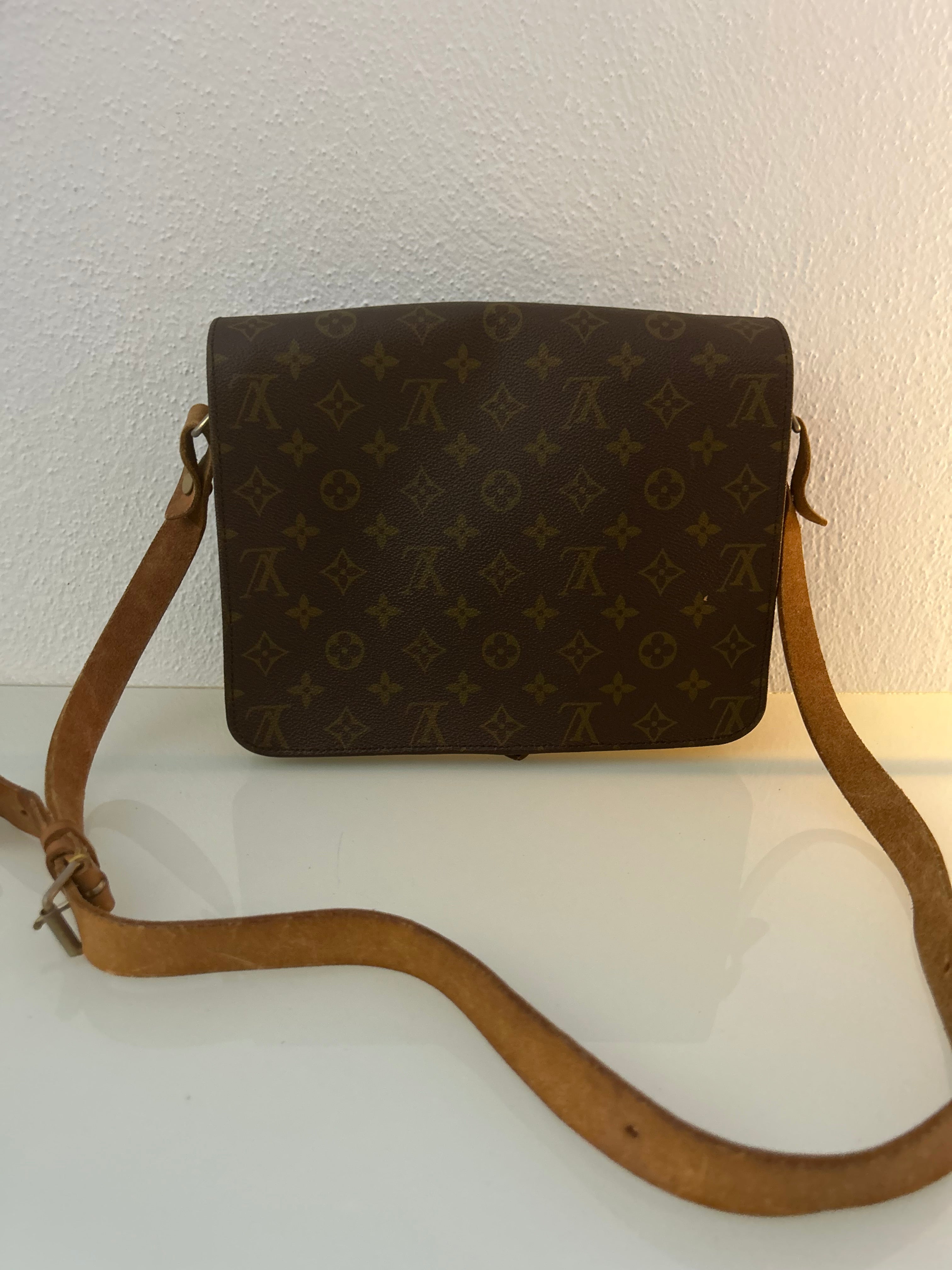 Louis Vuitton Cartouchiere