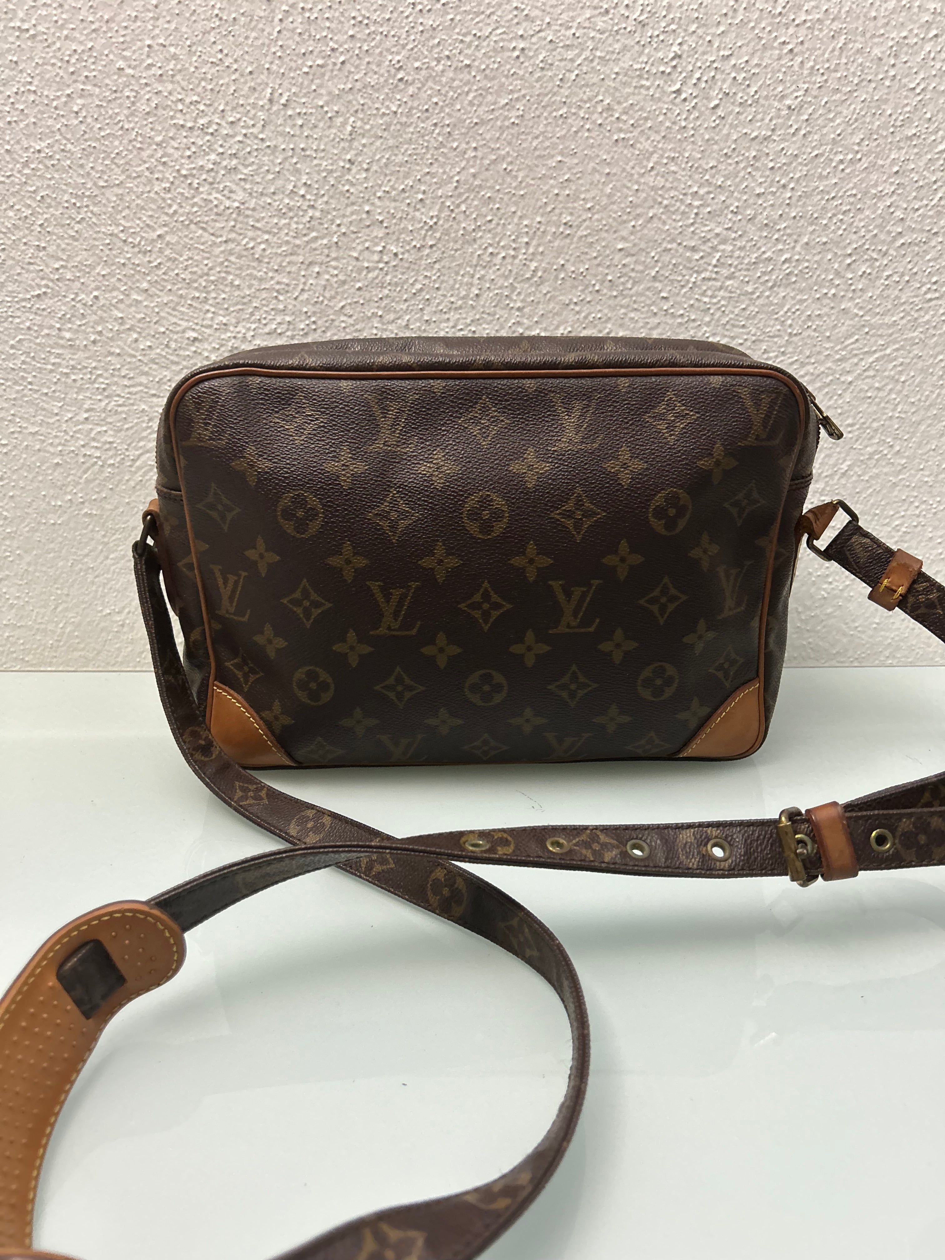 Louis Vuitton Nile