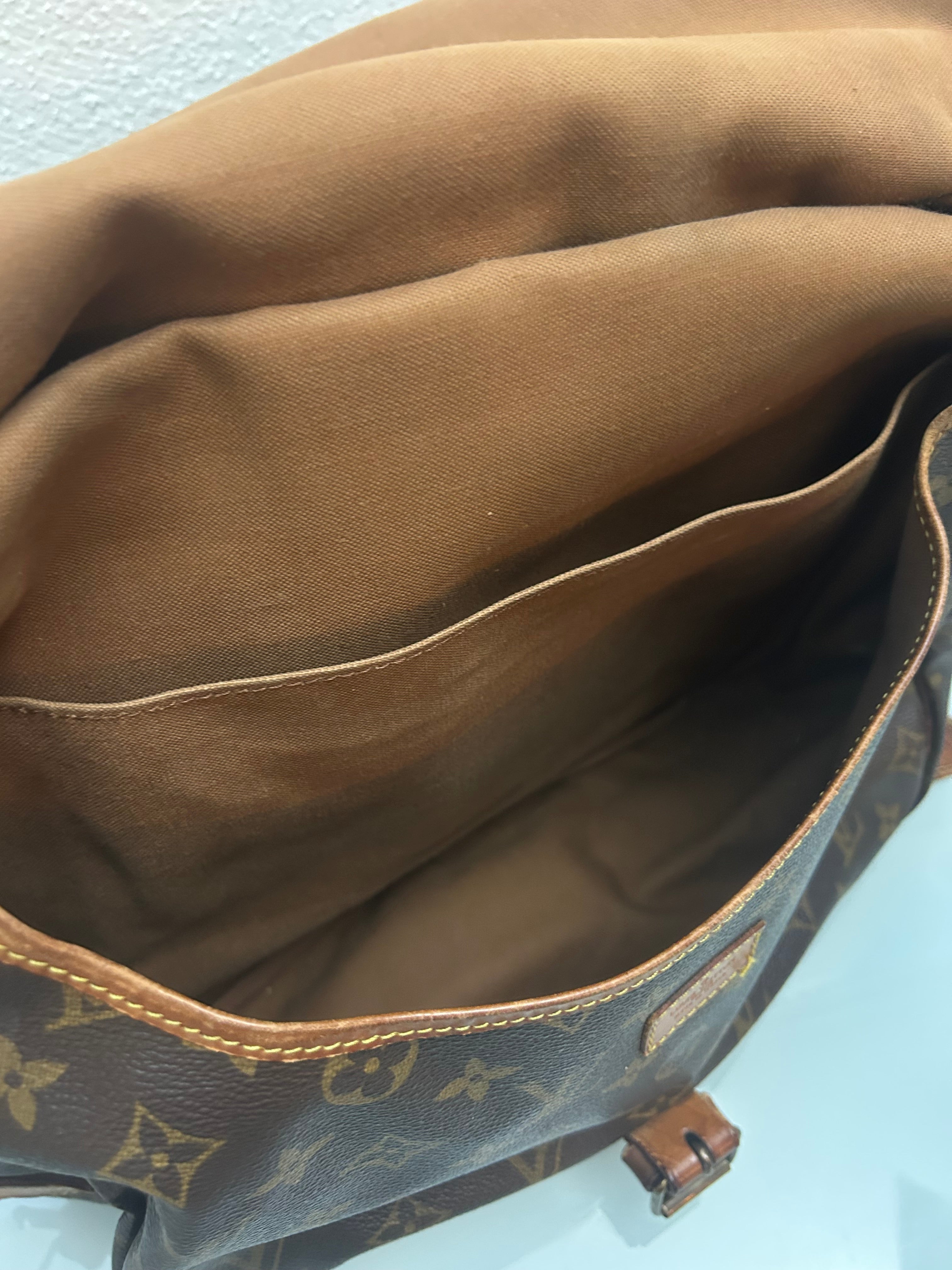Louis Vuitton Saumur