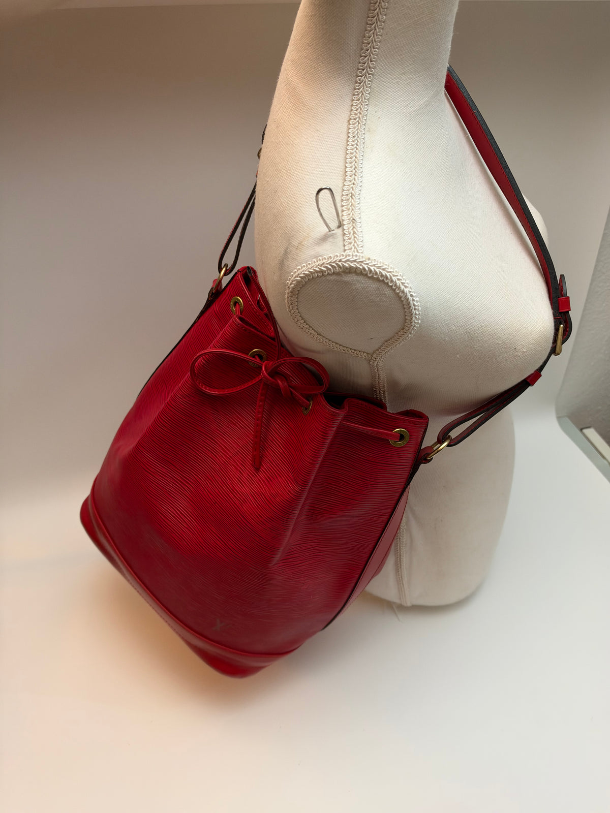 Louis Vuitton Noé Epi