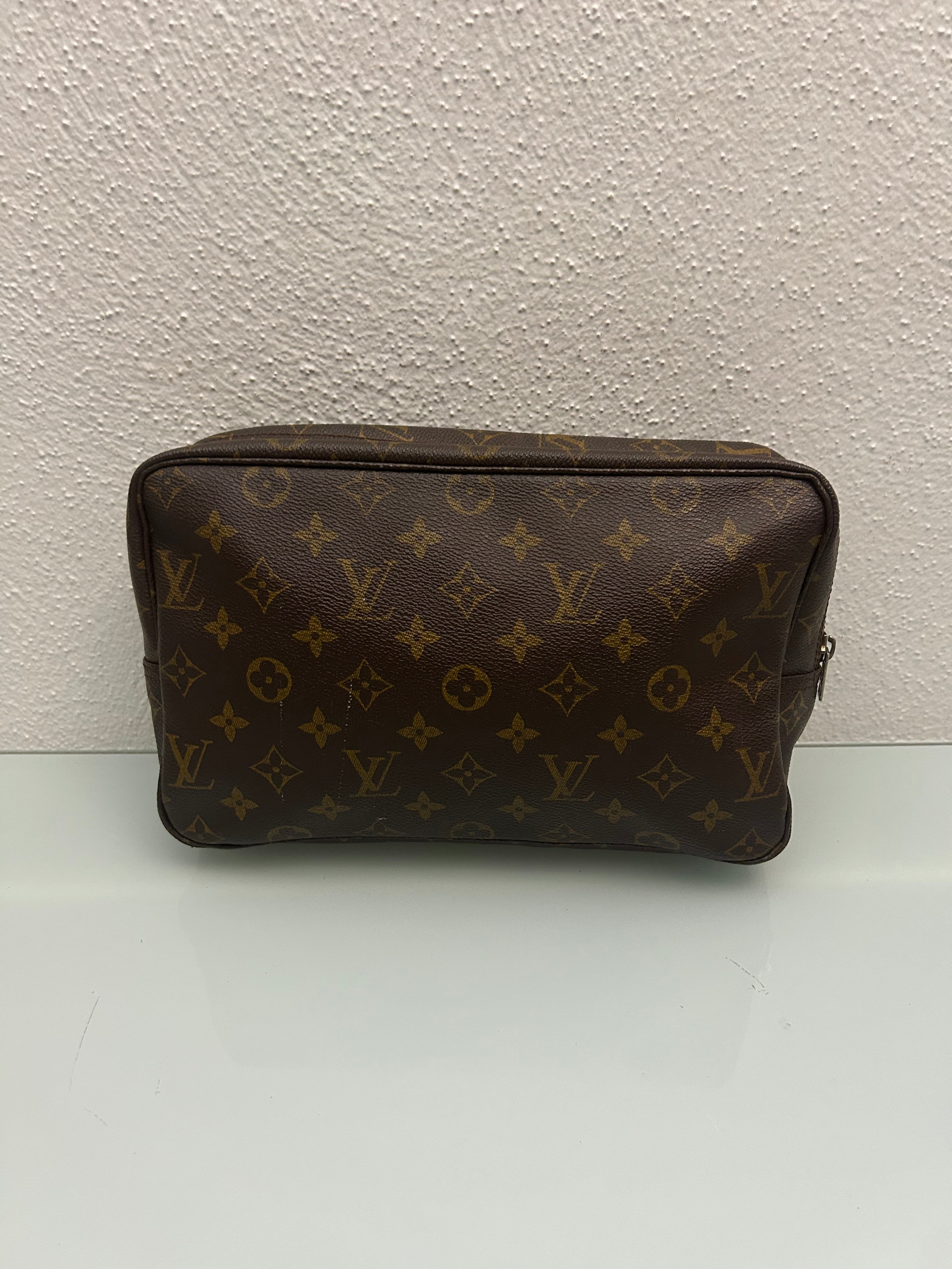 Louis Vuitton Clutch