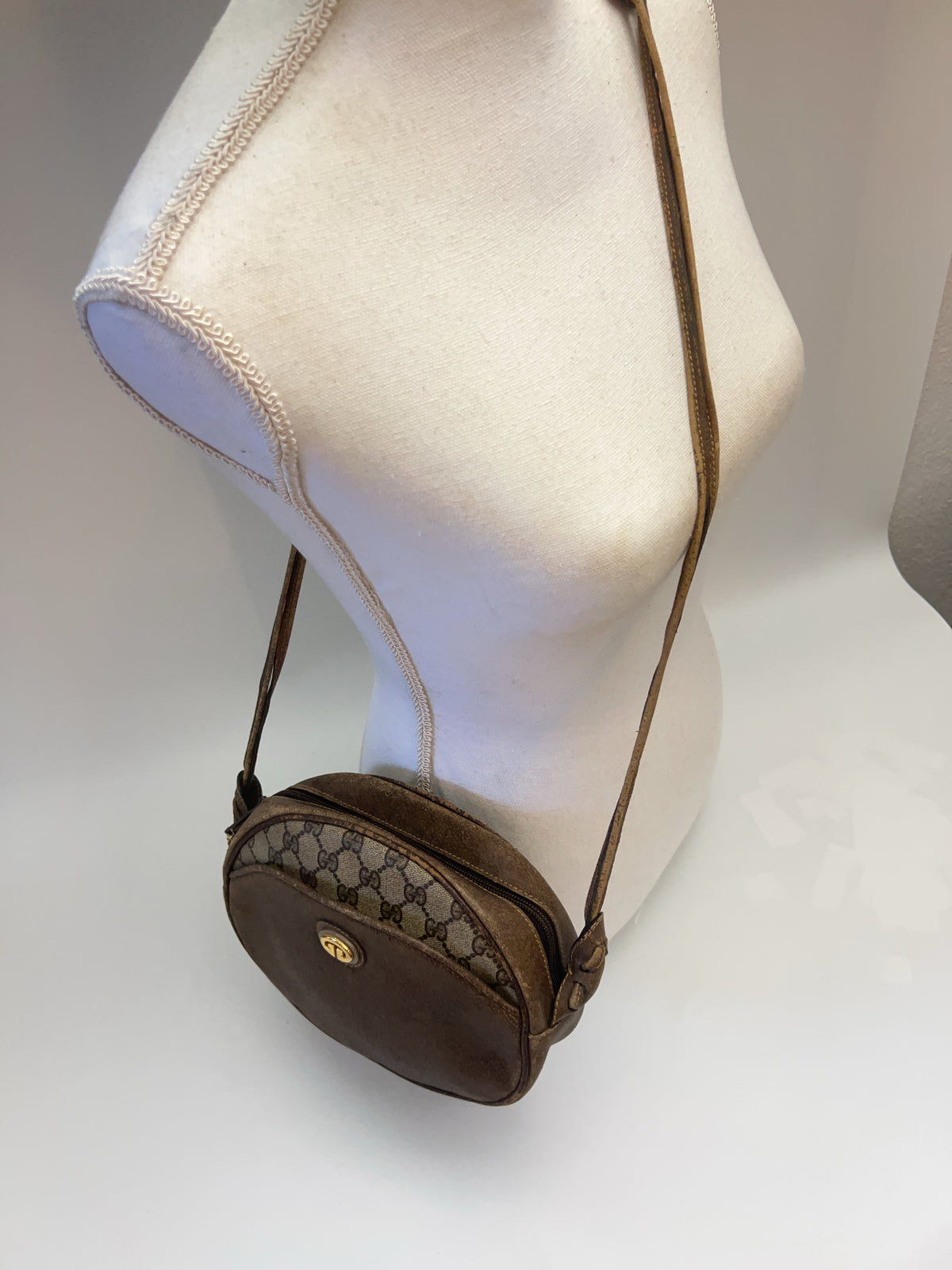 Vintage Gucci ()
