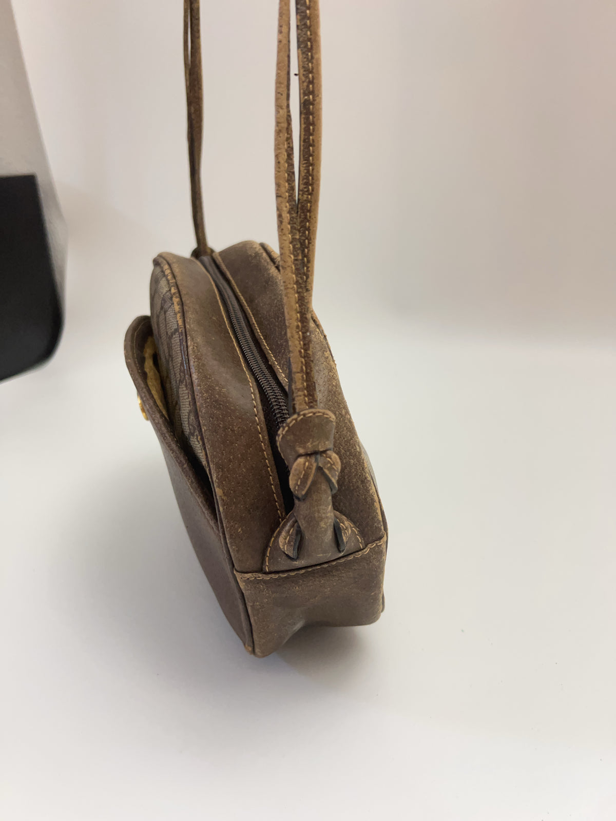 Vintage Gucci ()