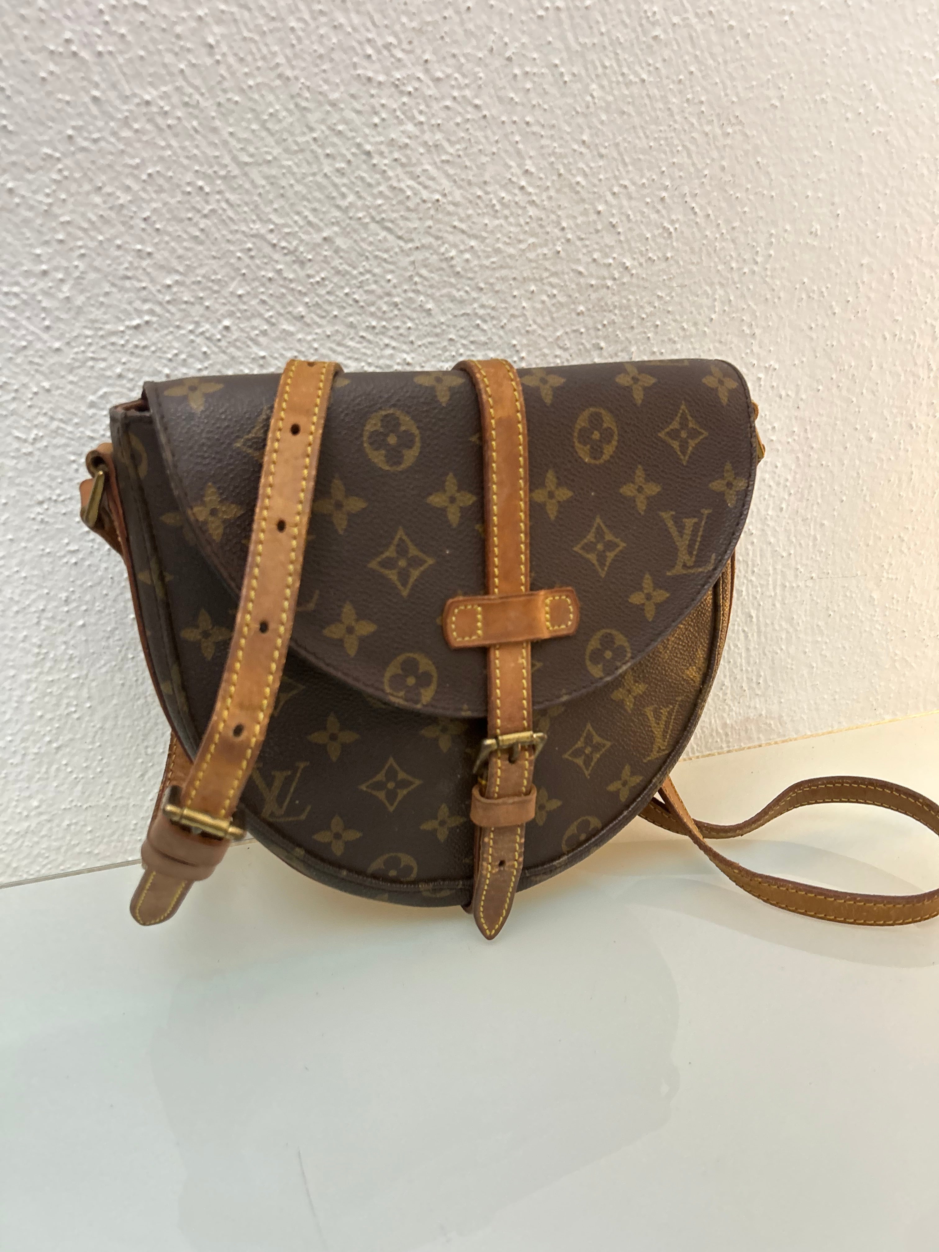 Louis Vuitton Chantilly
