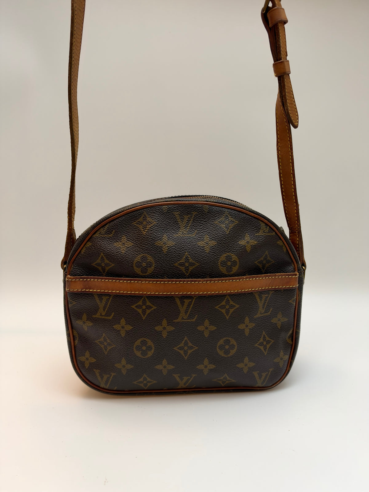 Louis Vuitton Senlis