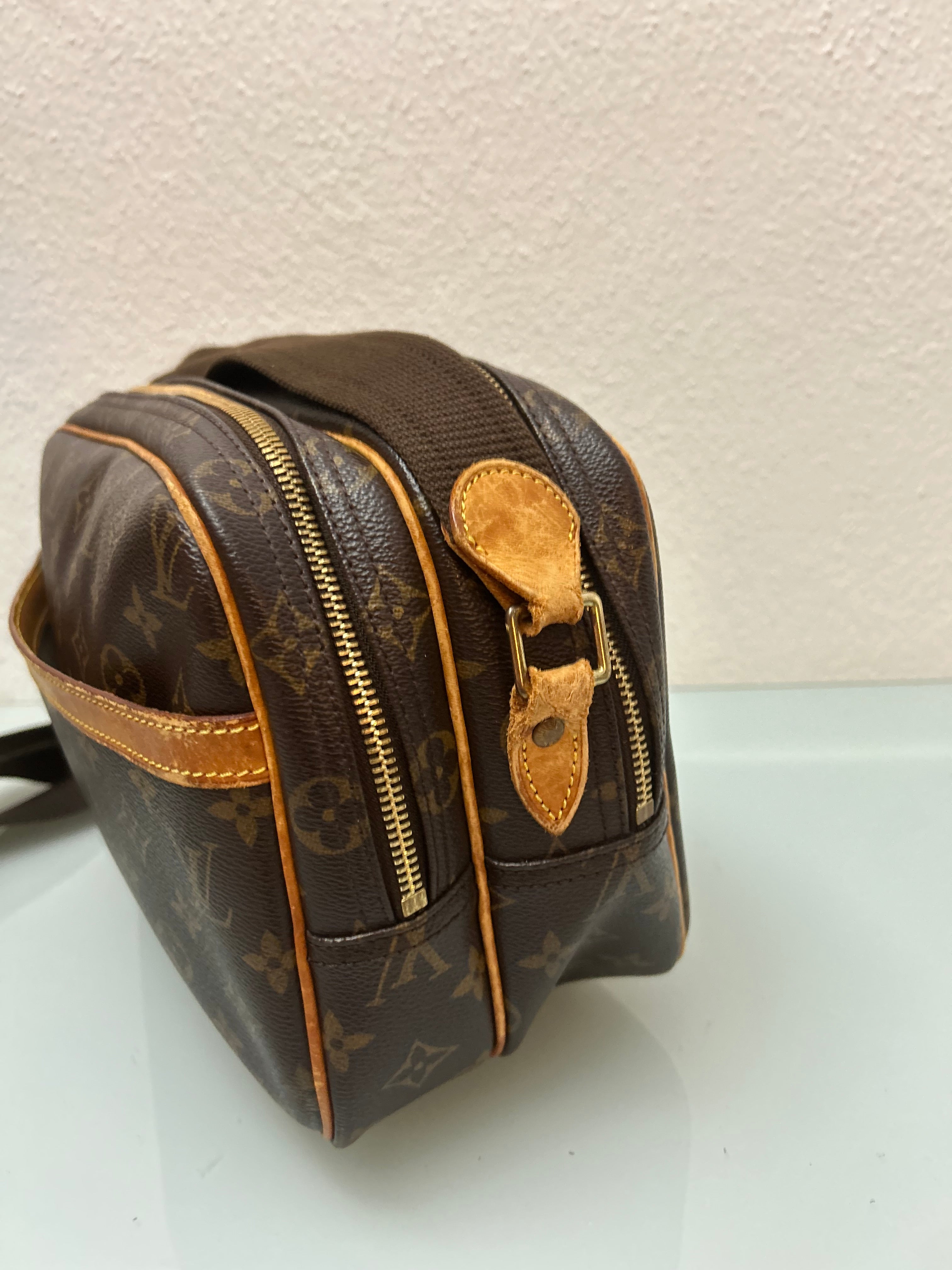 Louis Vuitton Reporter MM