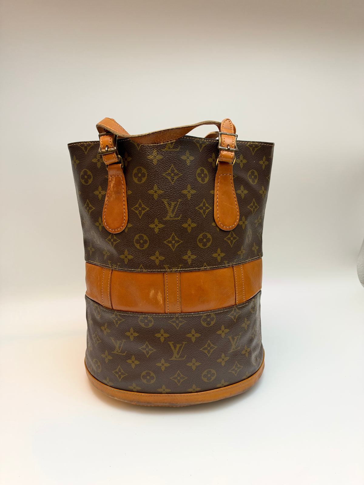 Louis Vuitton Bucket GM
