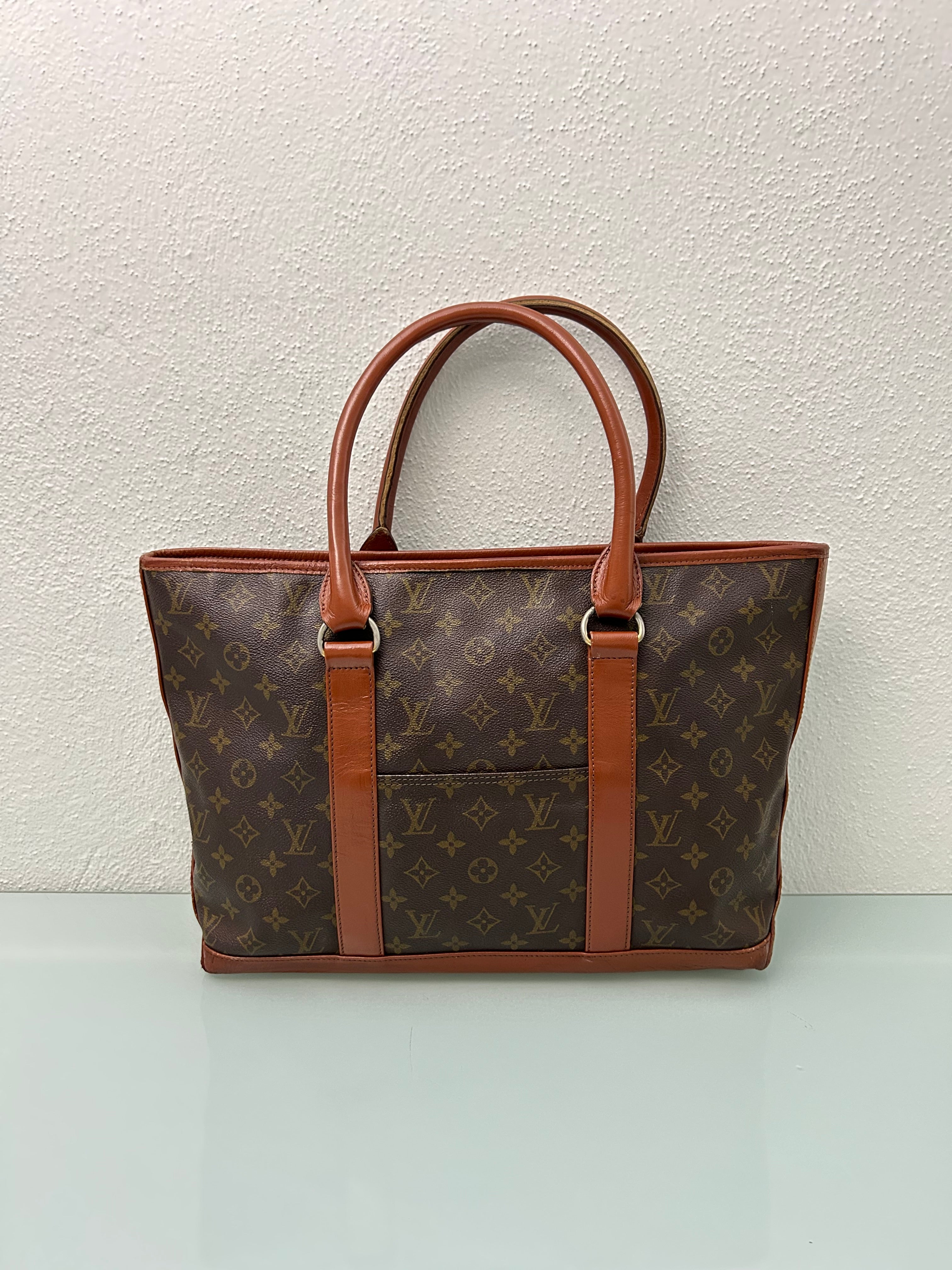 Louis Vuitton Weekend PM