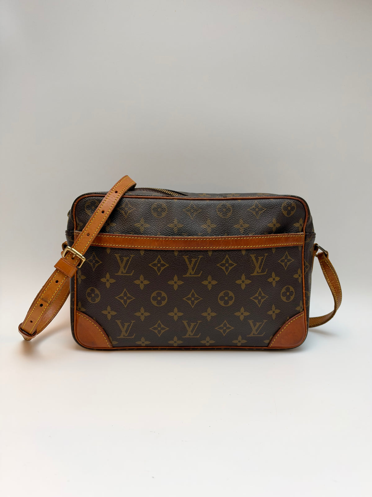 Louis Vuitton Trocadéro 30