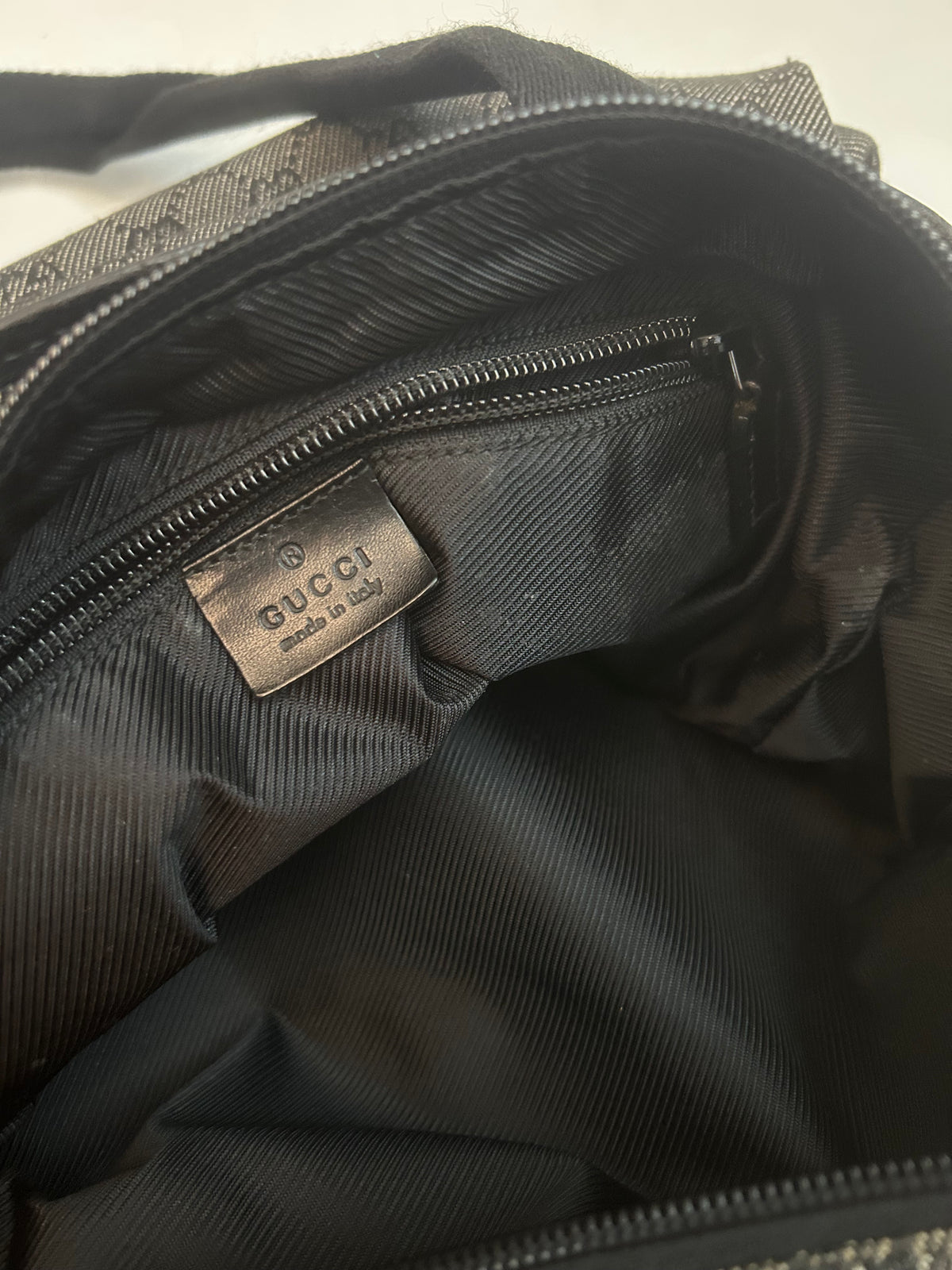 Gucci Grå Skuldertaske